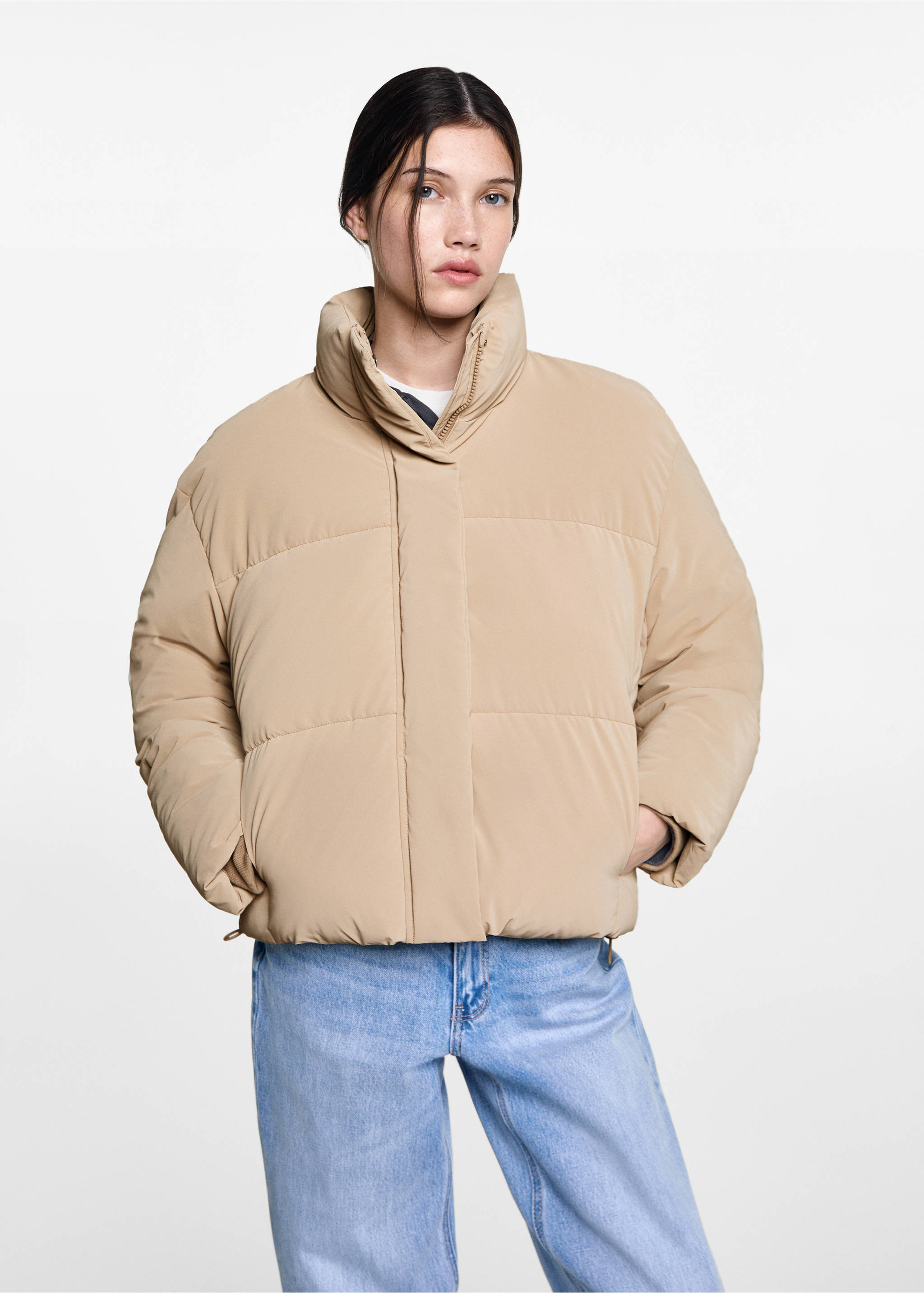 Anorak acolchado - Plano medio, Beige. Ref: 77005635-00.