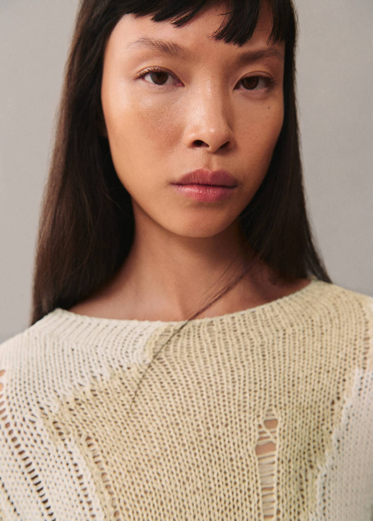 Knitted sweater — Ecru