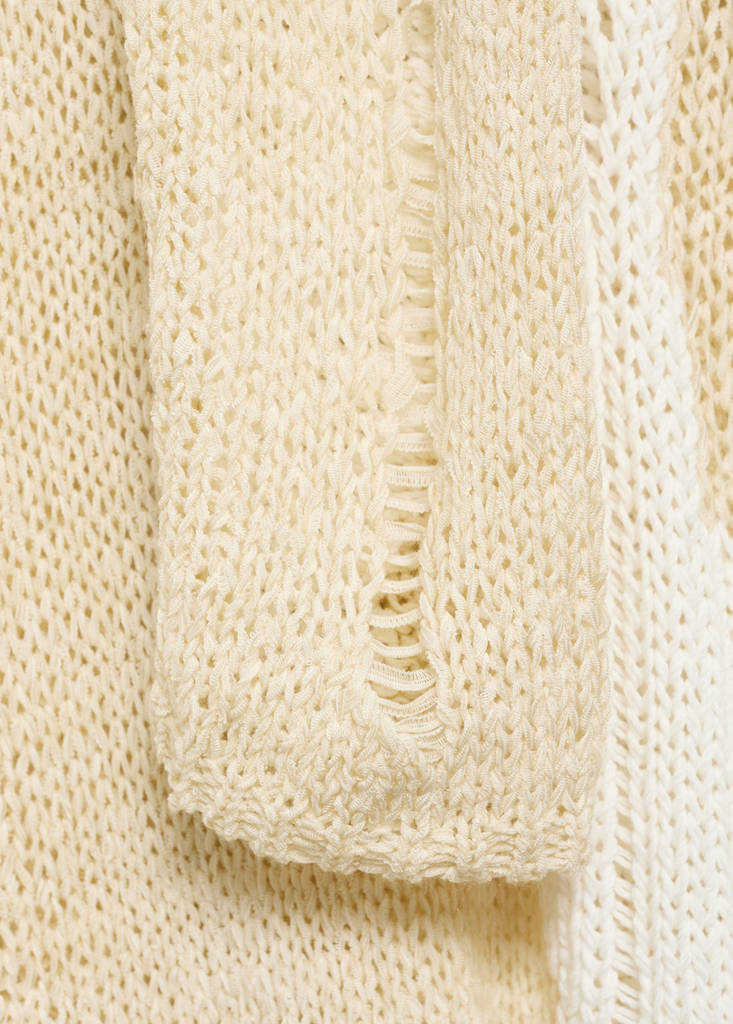 Knitted sweater — Ecru