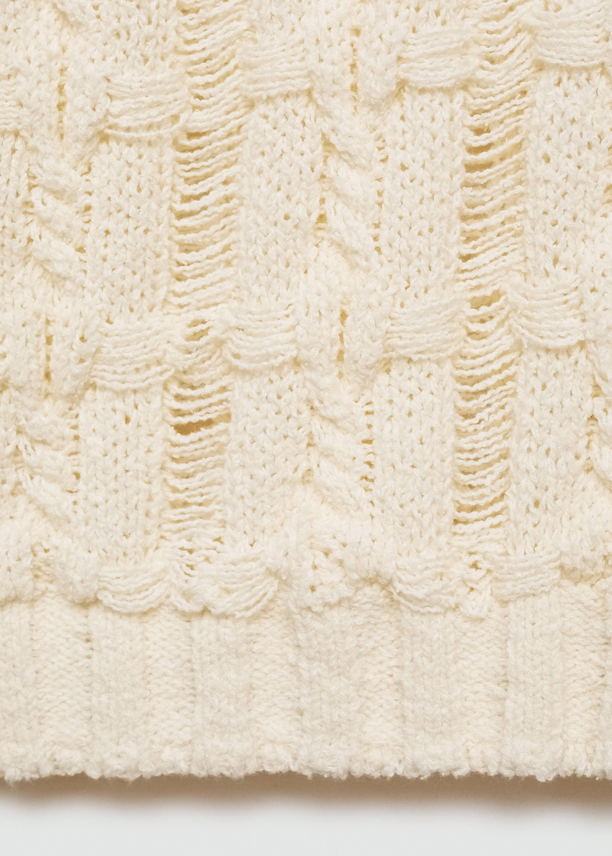 Open-knit V-neck sweater - Details of the article 0