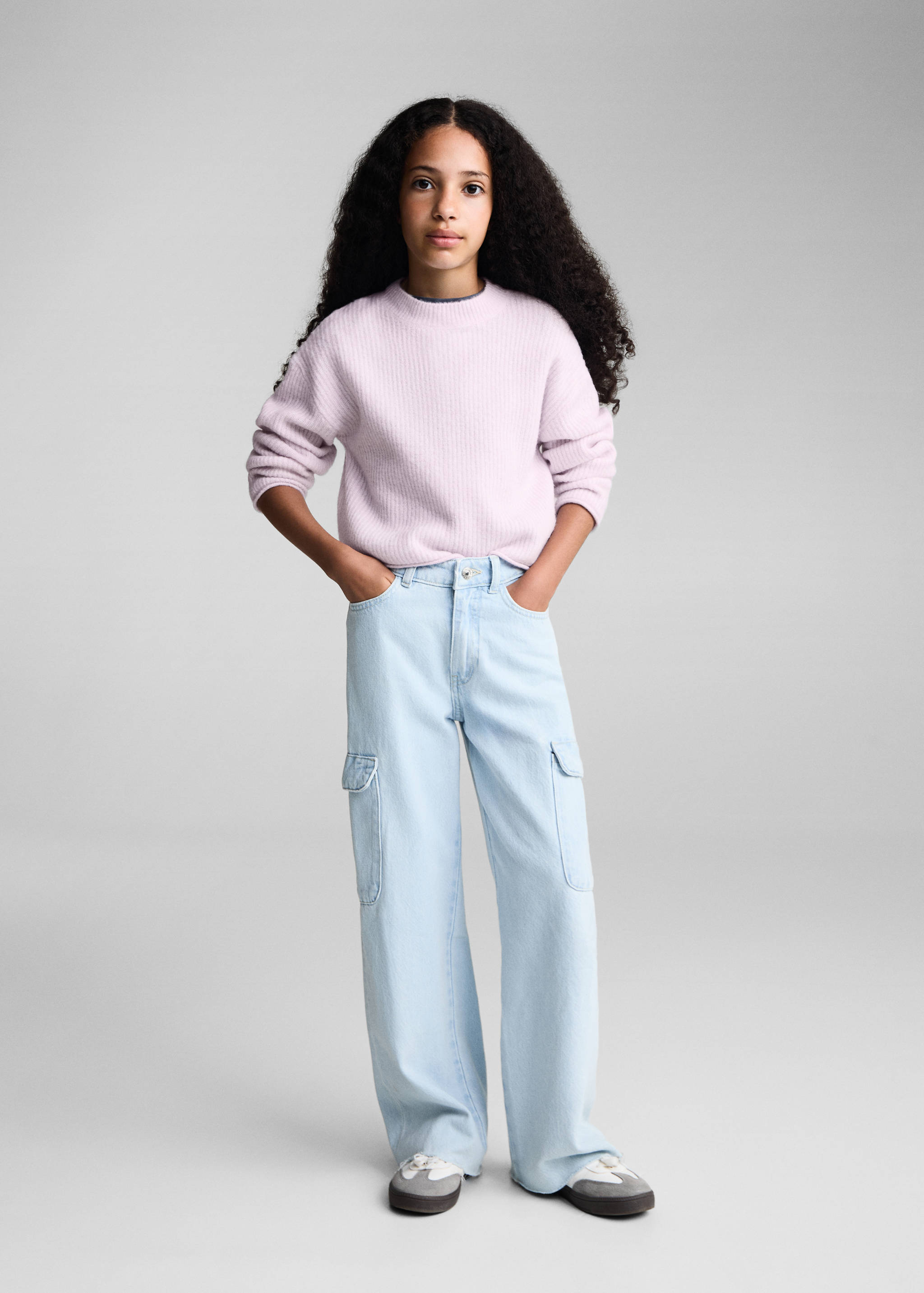 Ribbed knit sweater - General plane