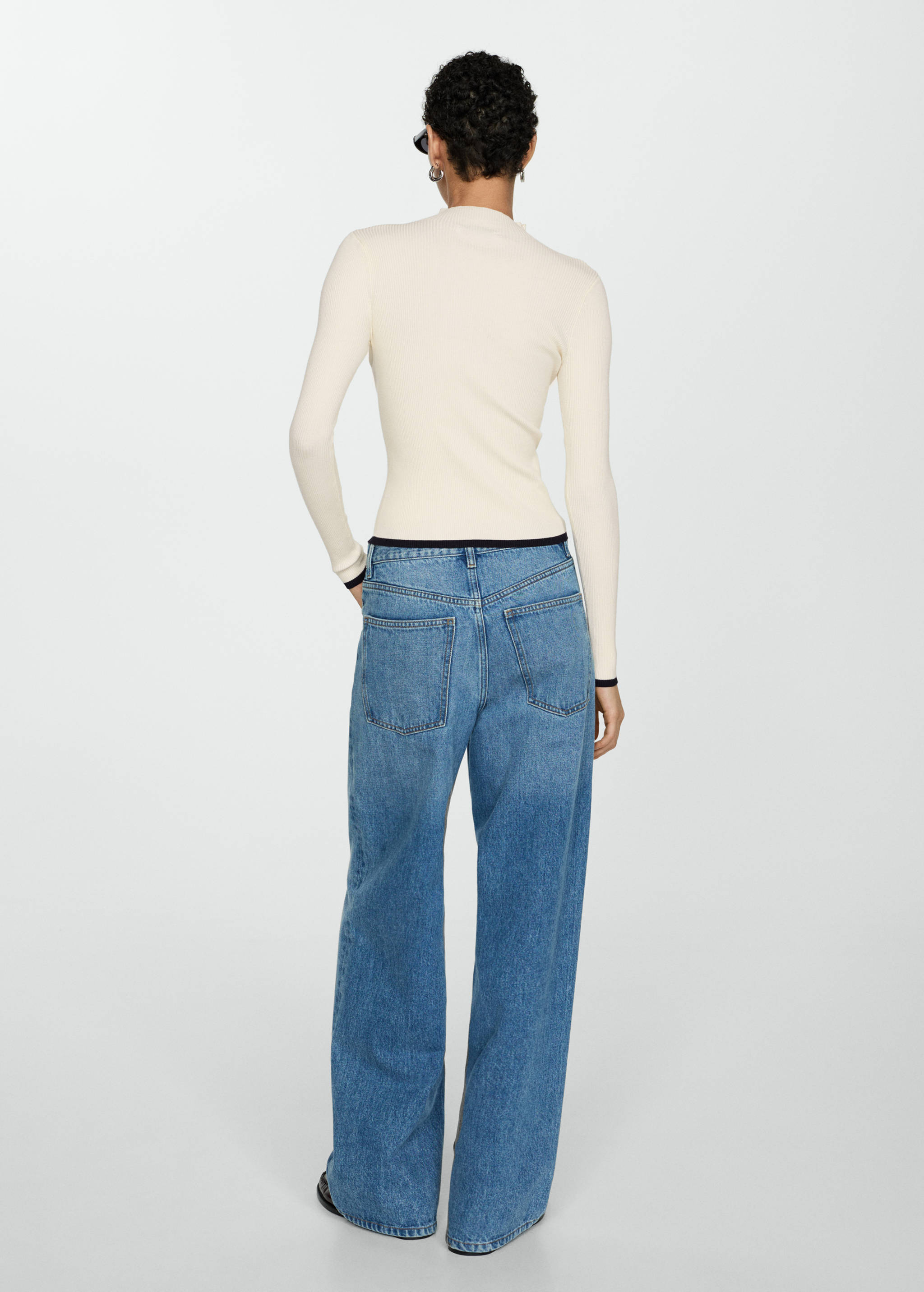 Pull-over côtelé col montant - Verso de l’article