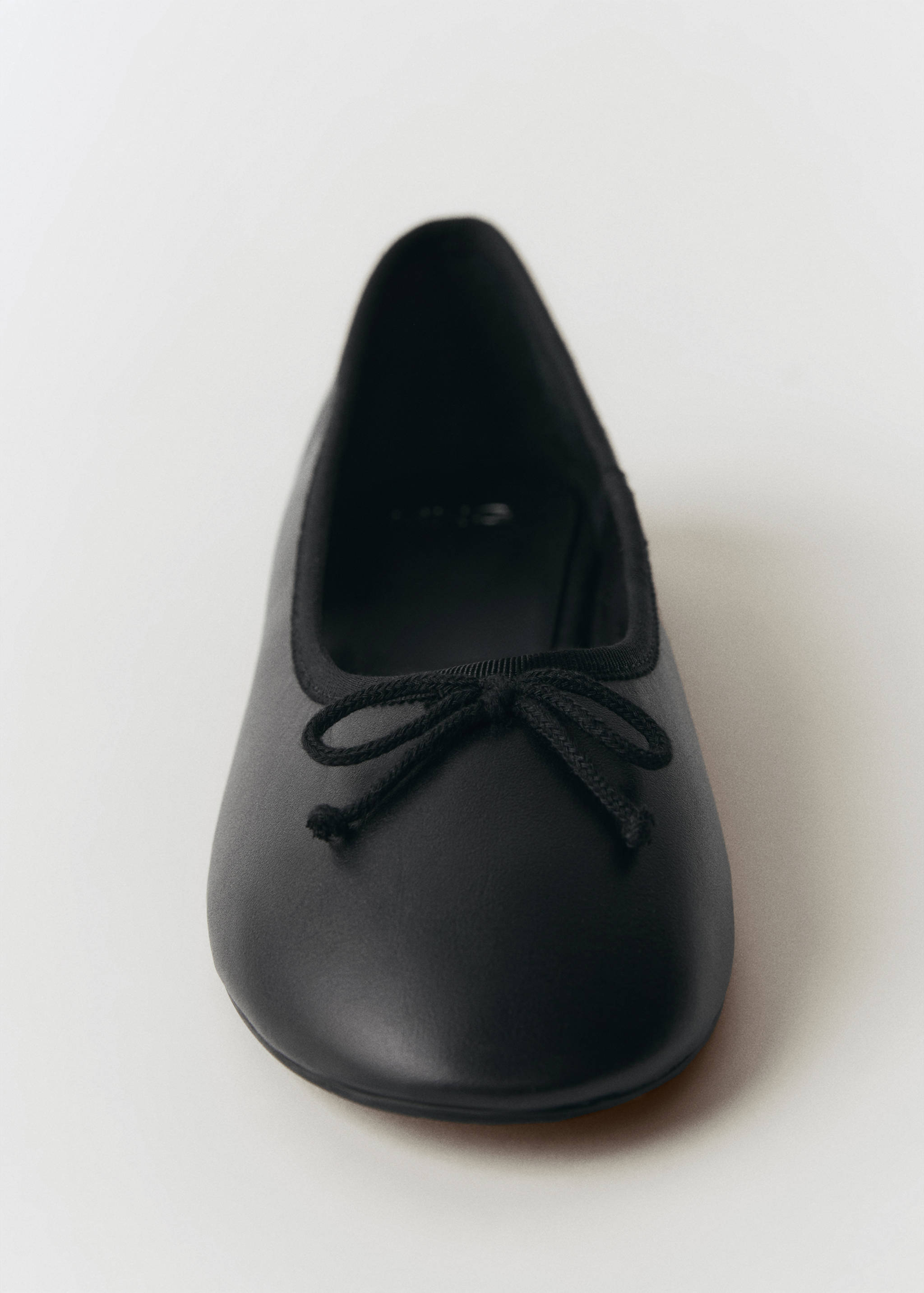 Leather ballet flats with bow - Details of the article 1