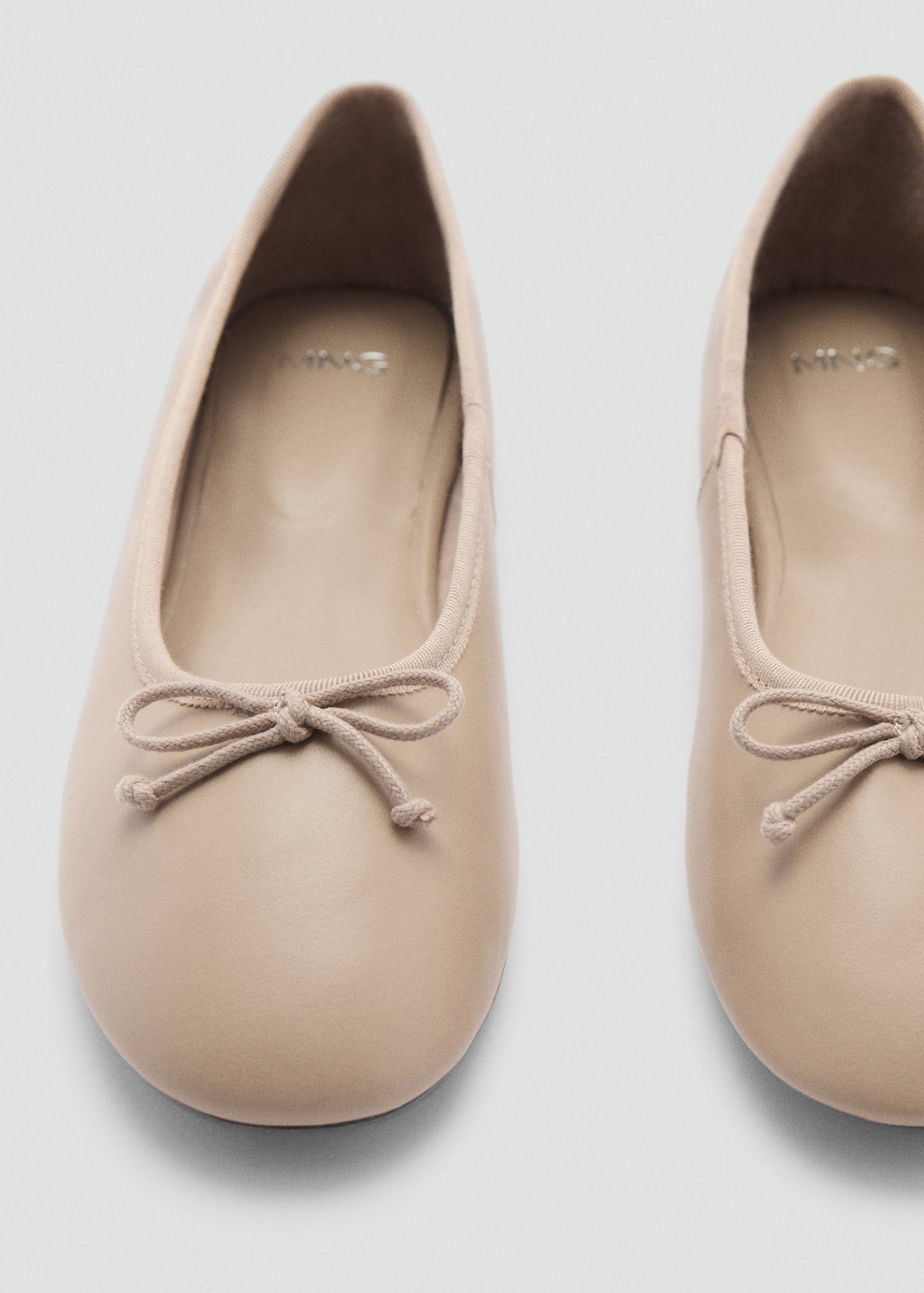 Leather ballet flats with bow - Details of the article 2