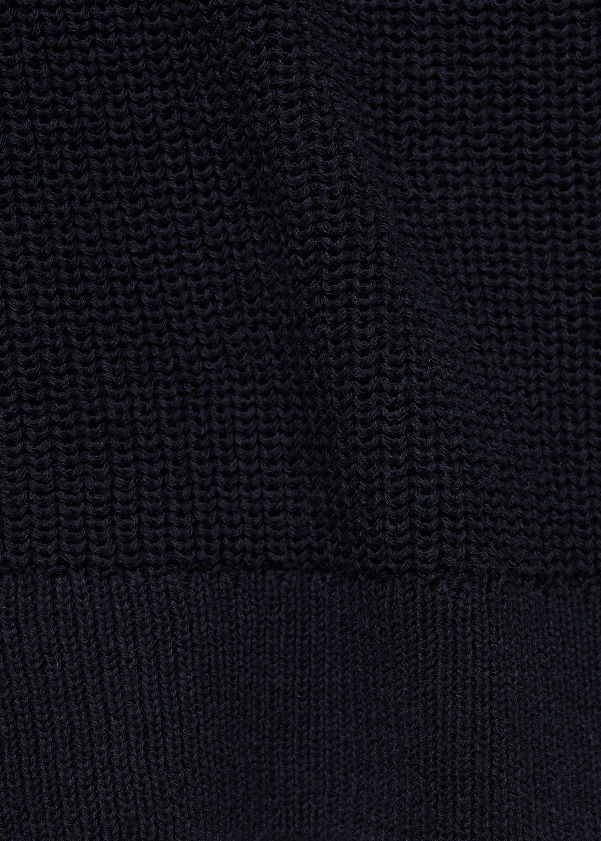Cut-out knitted sweater - Details of the article 0