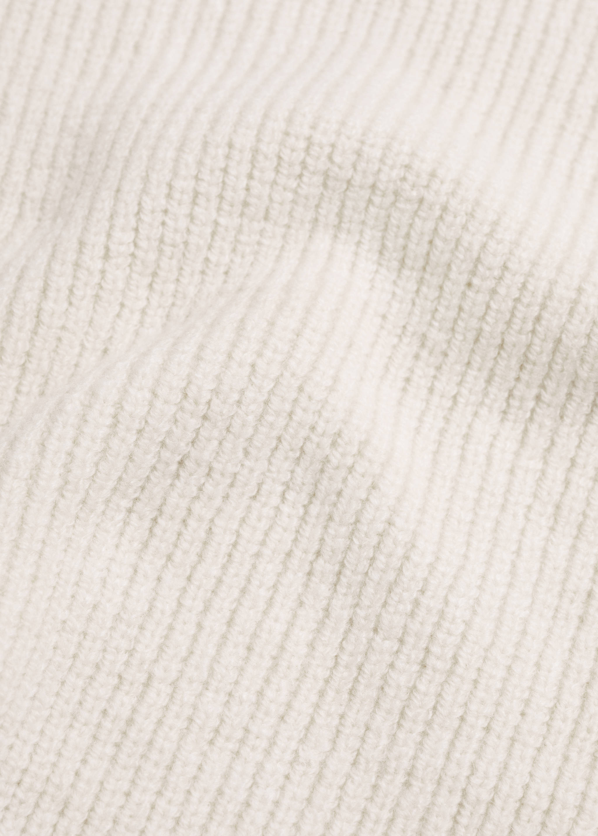 Sweater with rhinestone collar - Details of the article 0