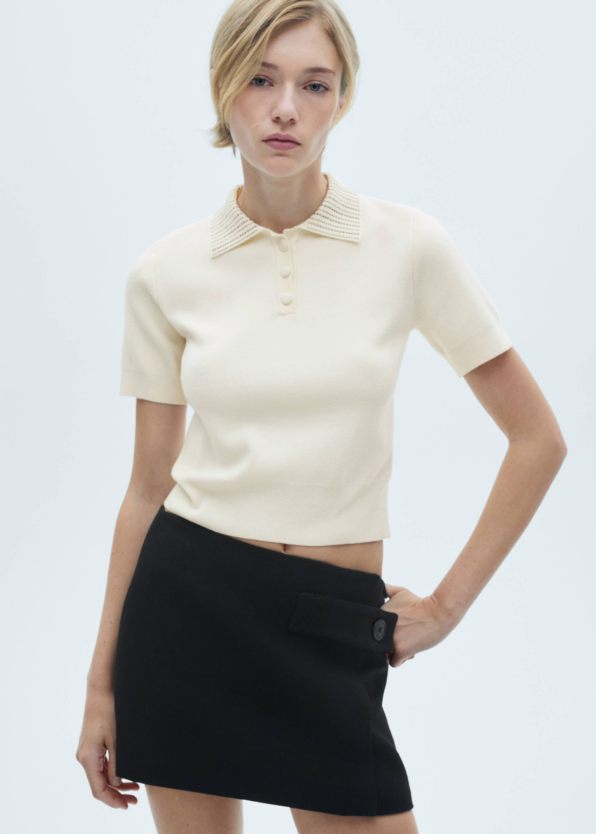 Knitted polo shirt with rhinestone collar - Medium plane