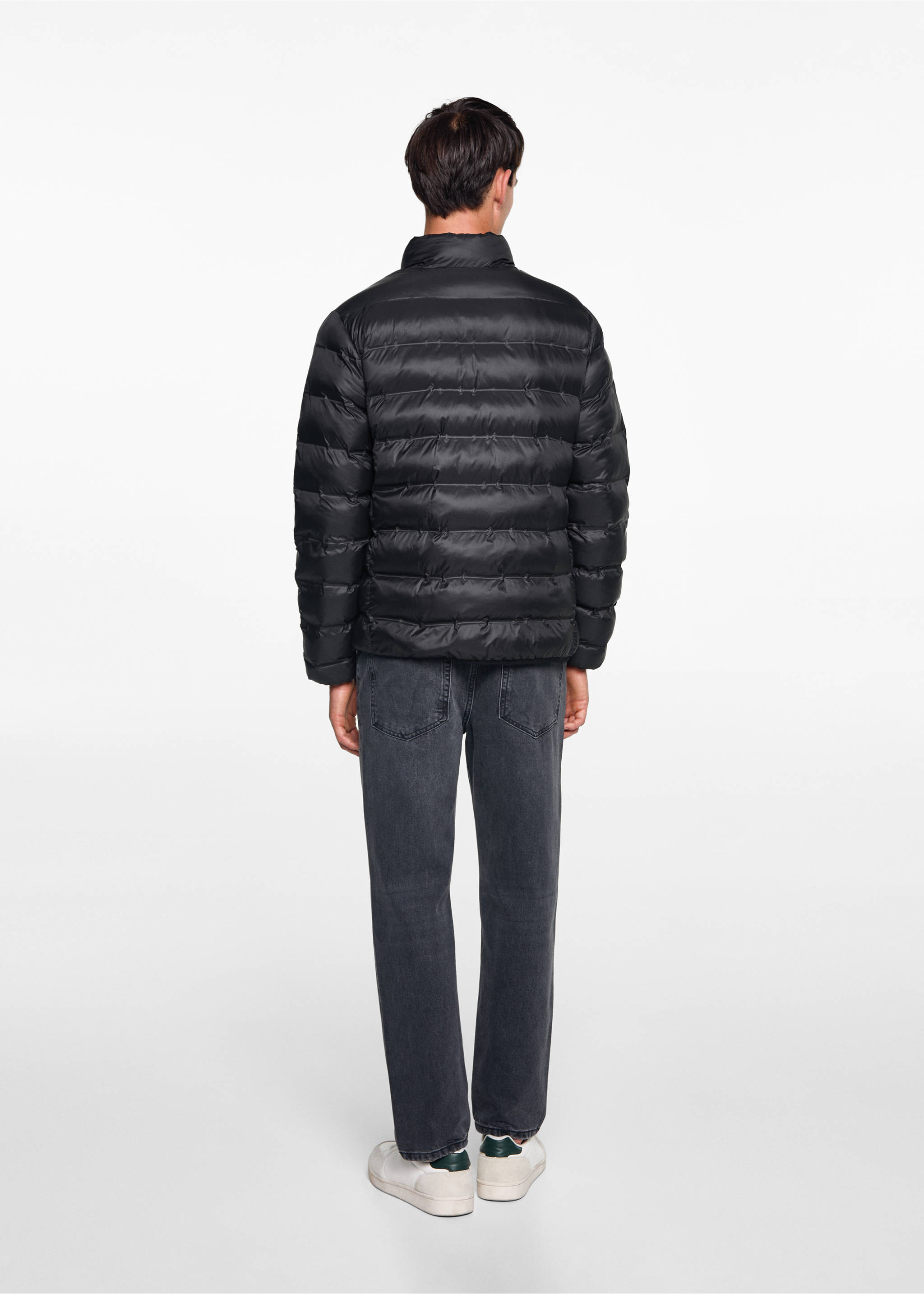 Anorak acolchado cremallera - Reverso del artículo, Negro. Ref: 77005972-00.