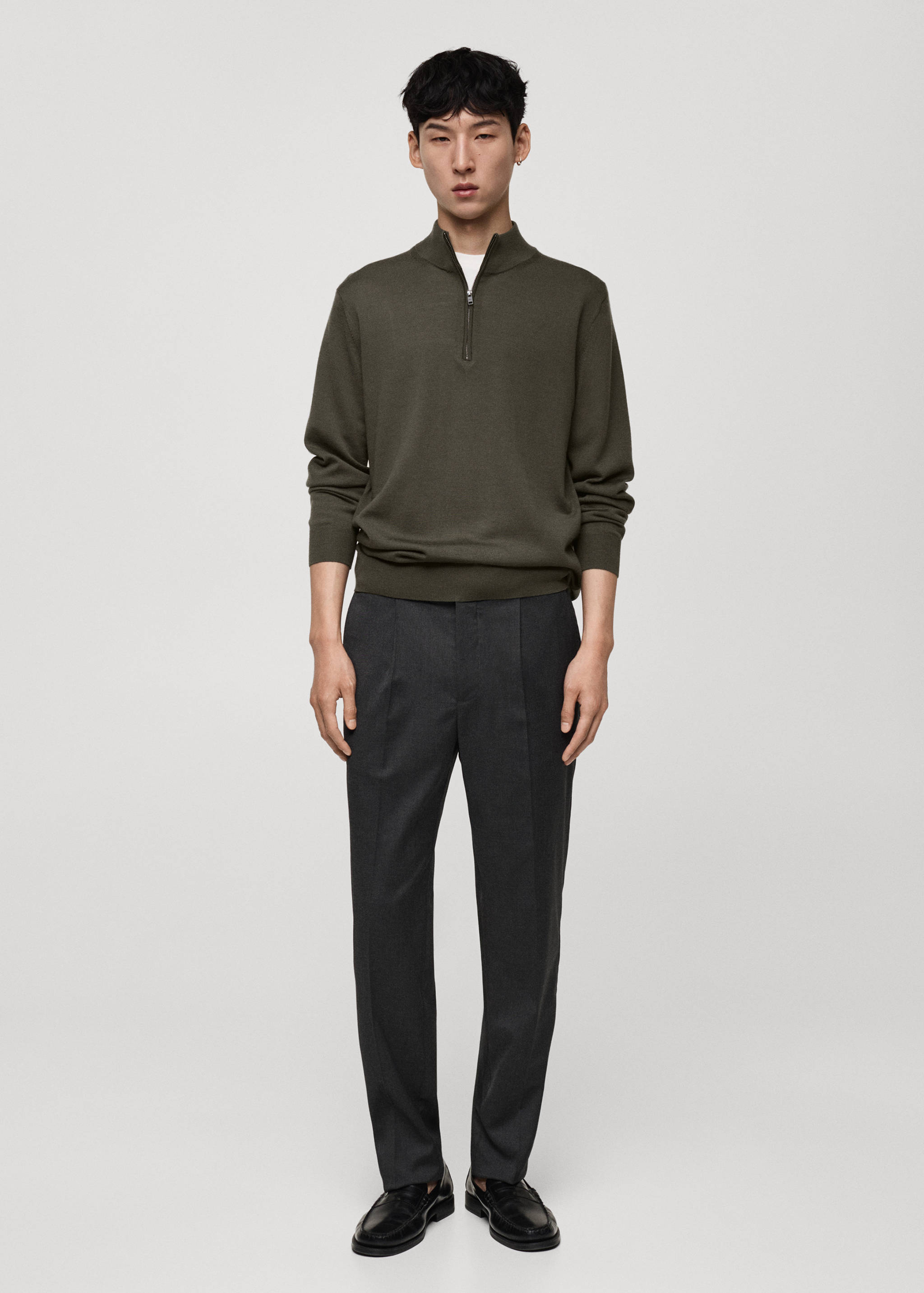 100% merino wool sweater with zip-neck - General plane