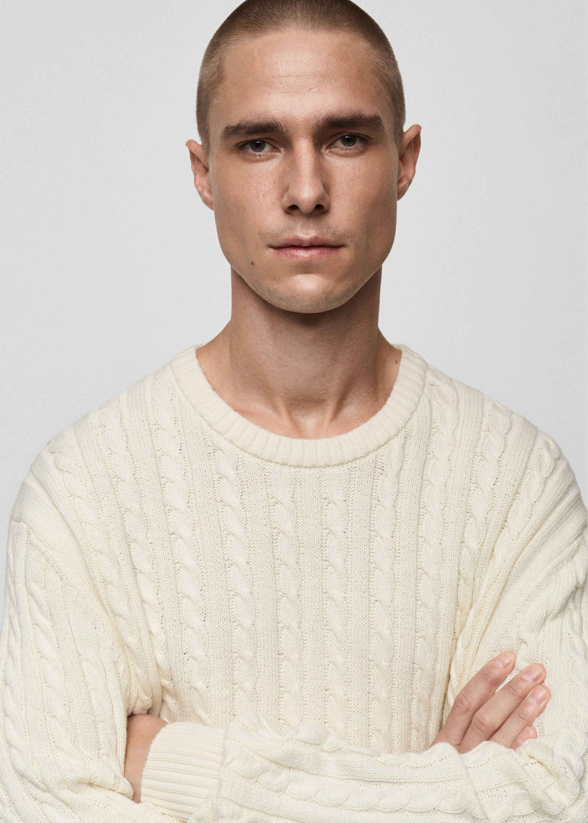 Cable-knit cotton-blend sweater - Details of the article 3