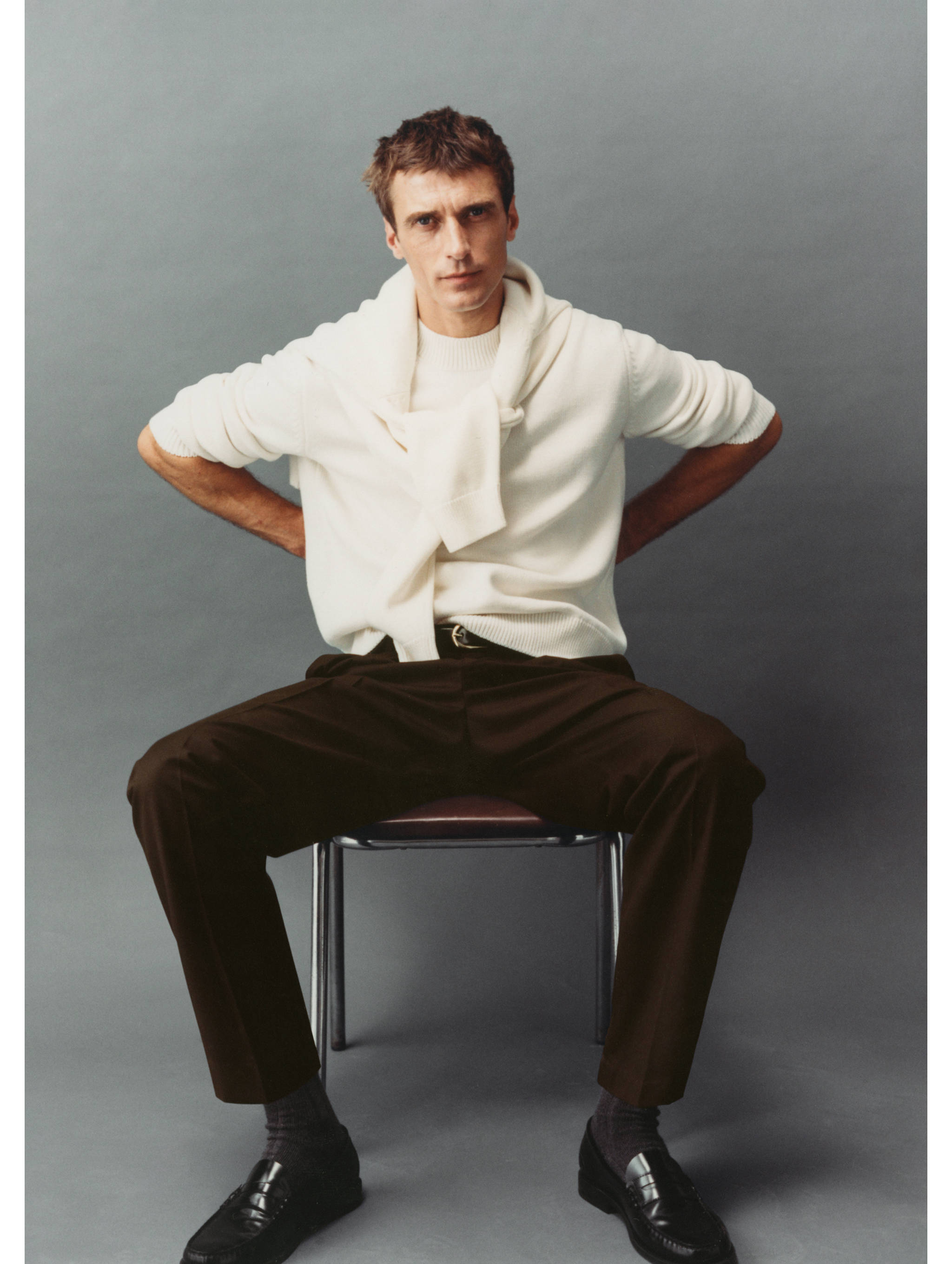 Medium-knit cotton sweater - Details of the article 3