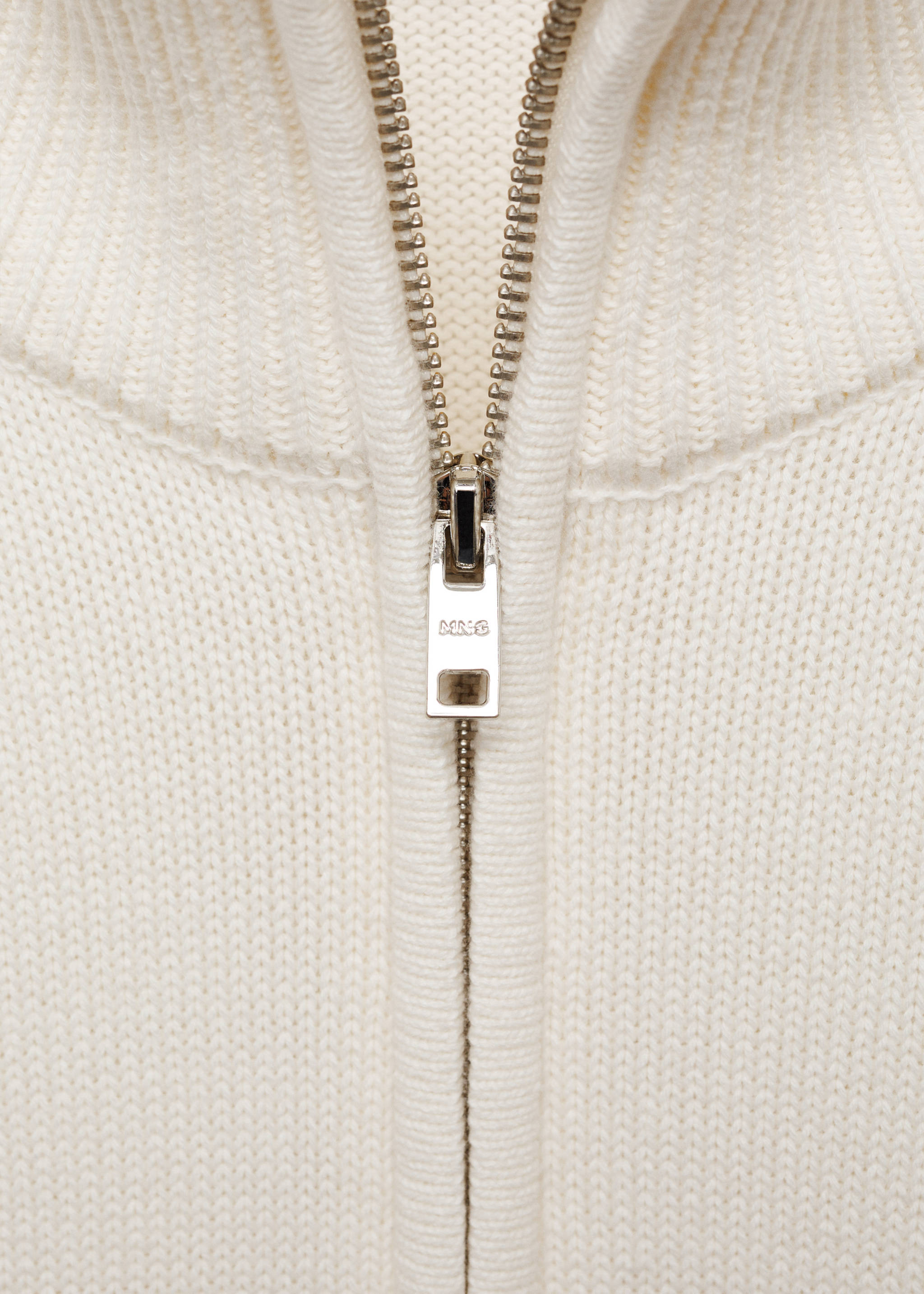 Medium-knit sweater with zip-up perkins neck - Details of the article 8