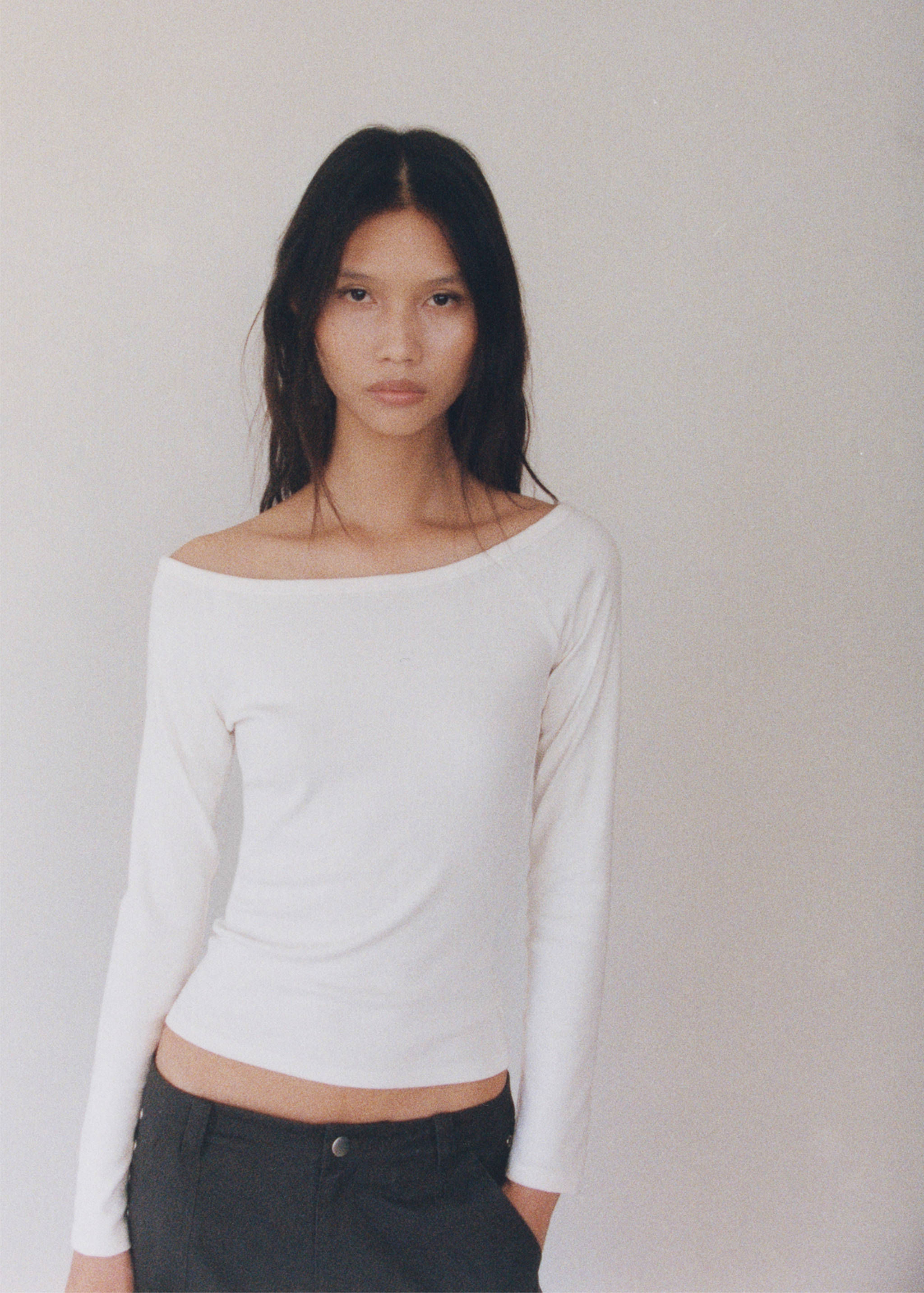 Cotton boat neck t-shirt - Details of the article 6