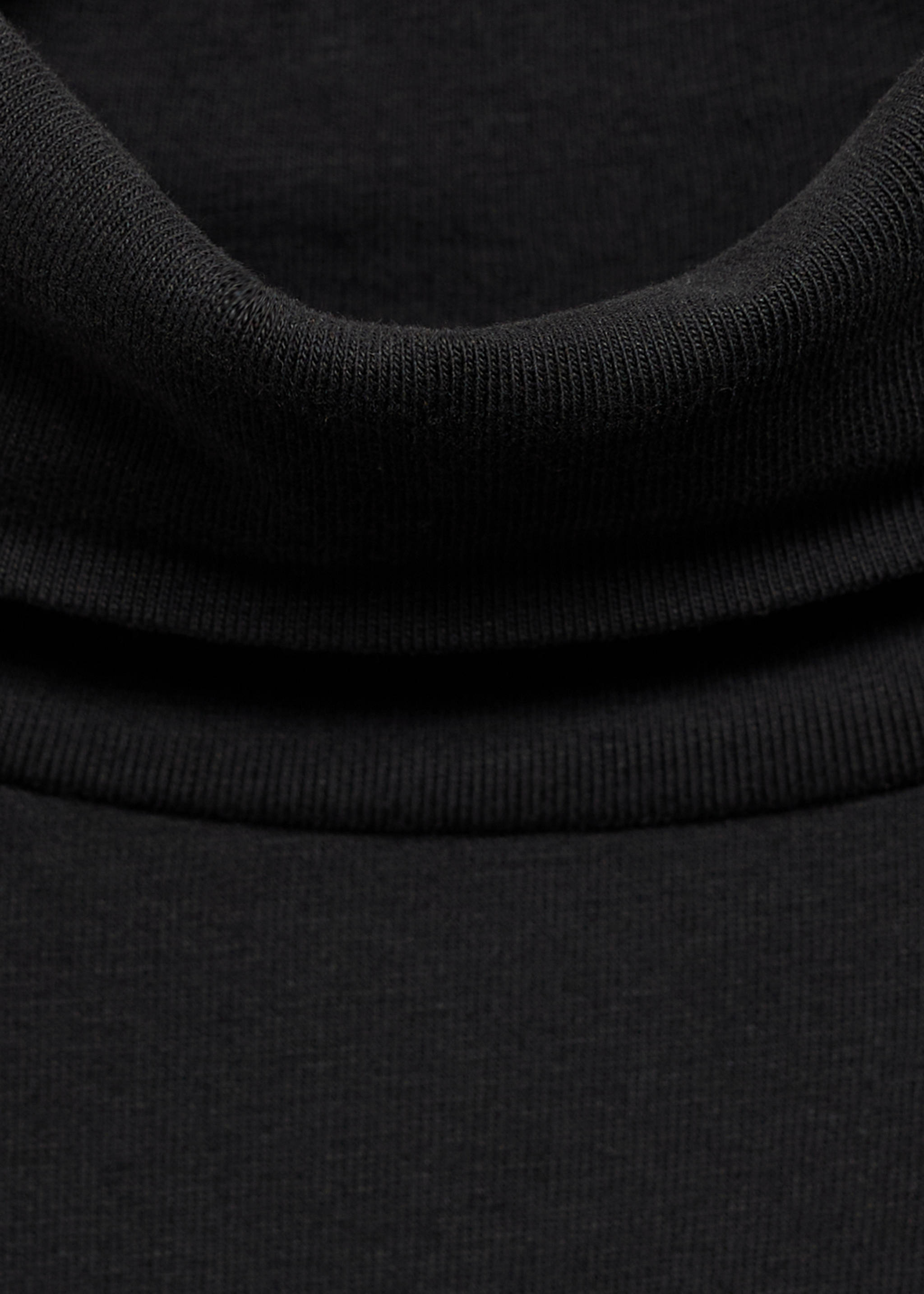 高翻领长袖T恤 - null