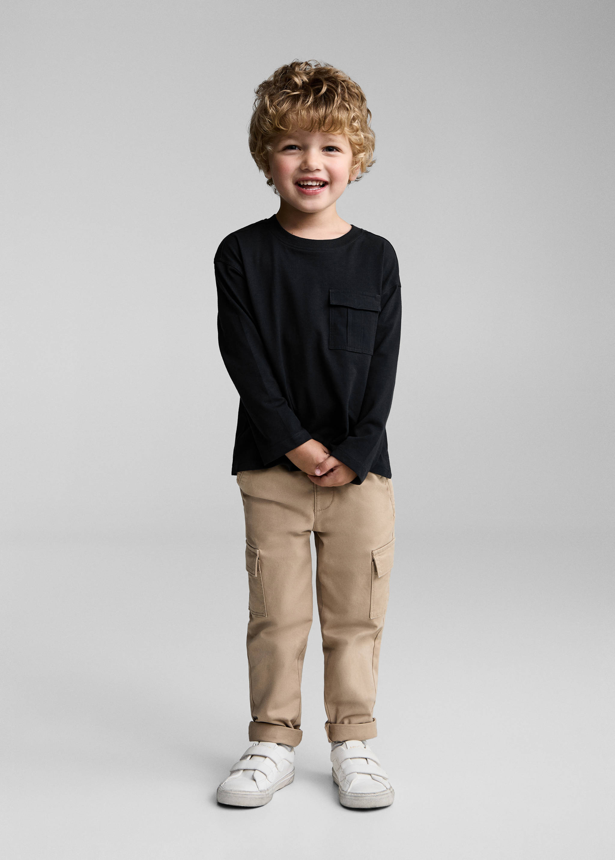 Long-sleeved t-shirt with pockets - General plane