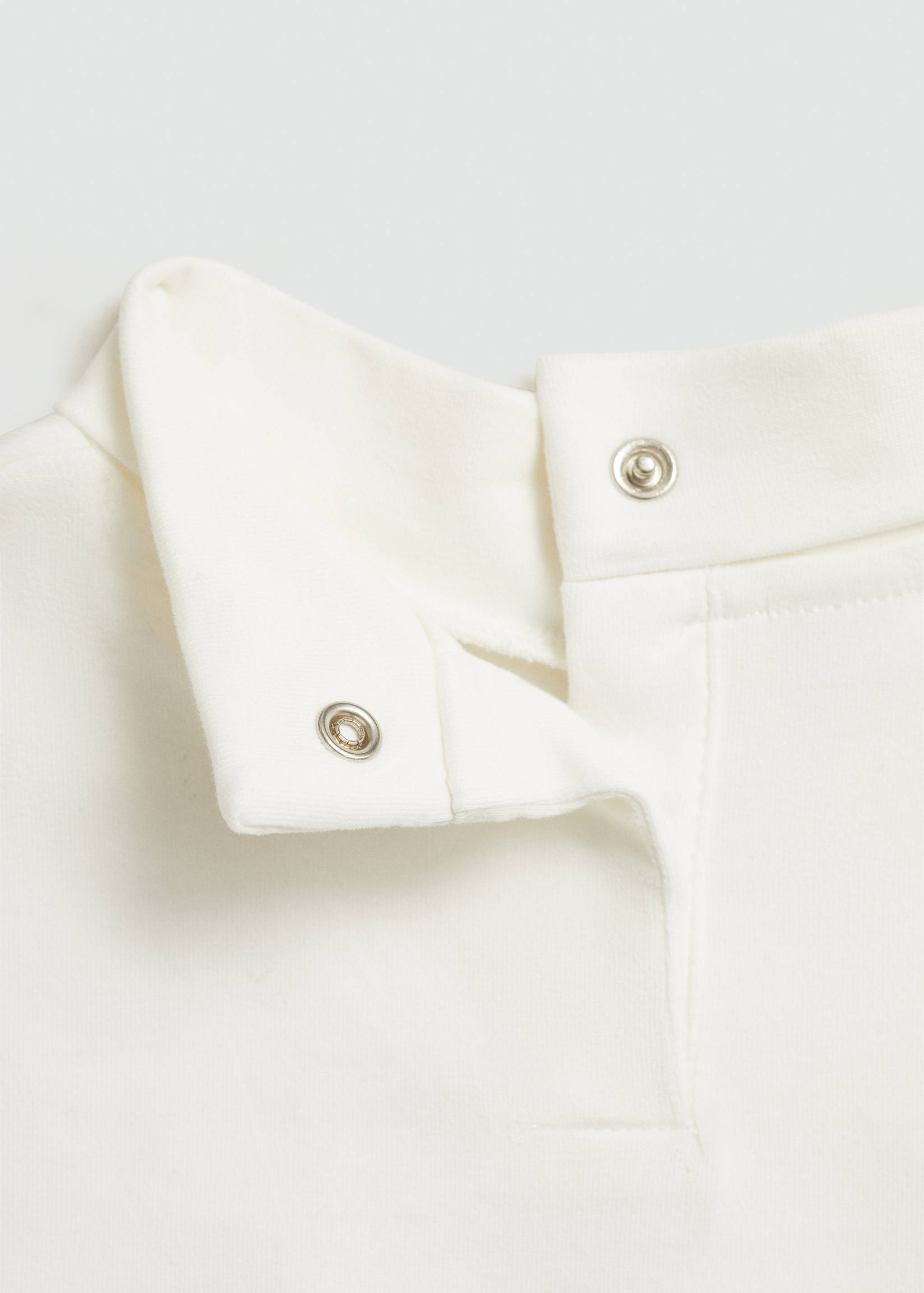 Turtleneck cotton T-shirt - Details of the article 8
