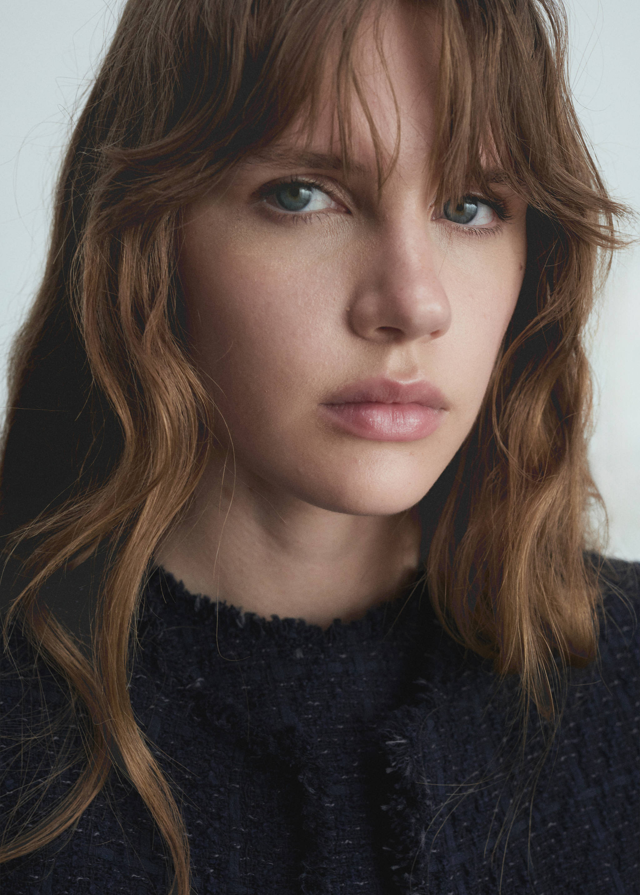 Tweed jacket with jewel buttons - Details of the article 1