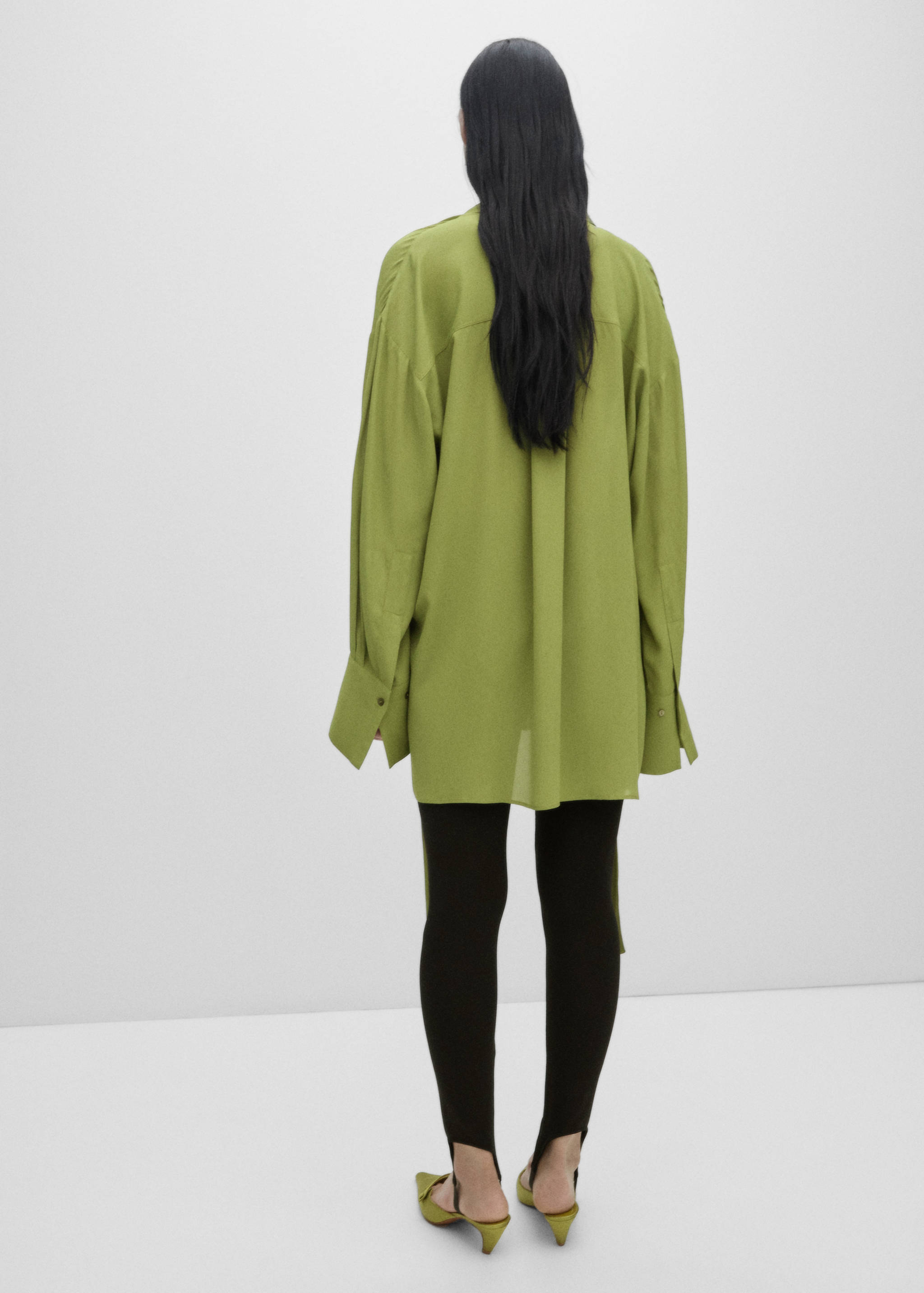 Chiffon blouse with tie - Reverse of the article