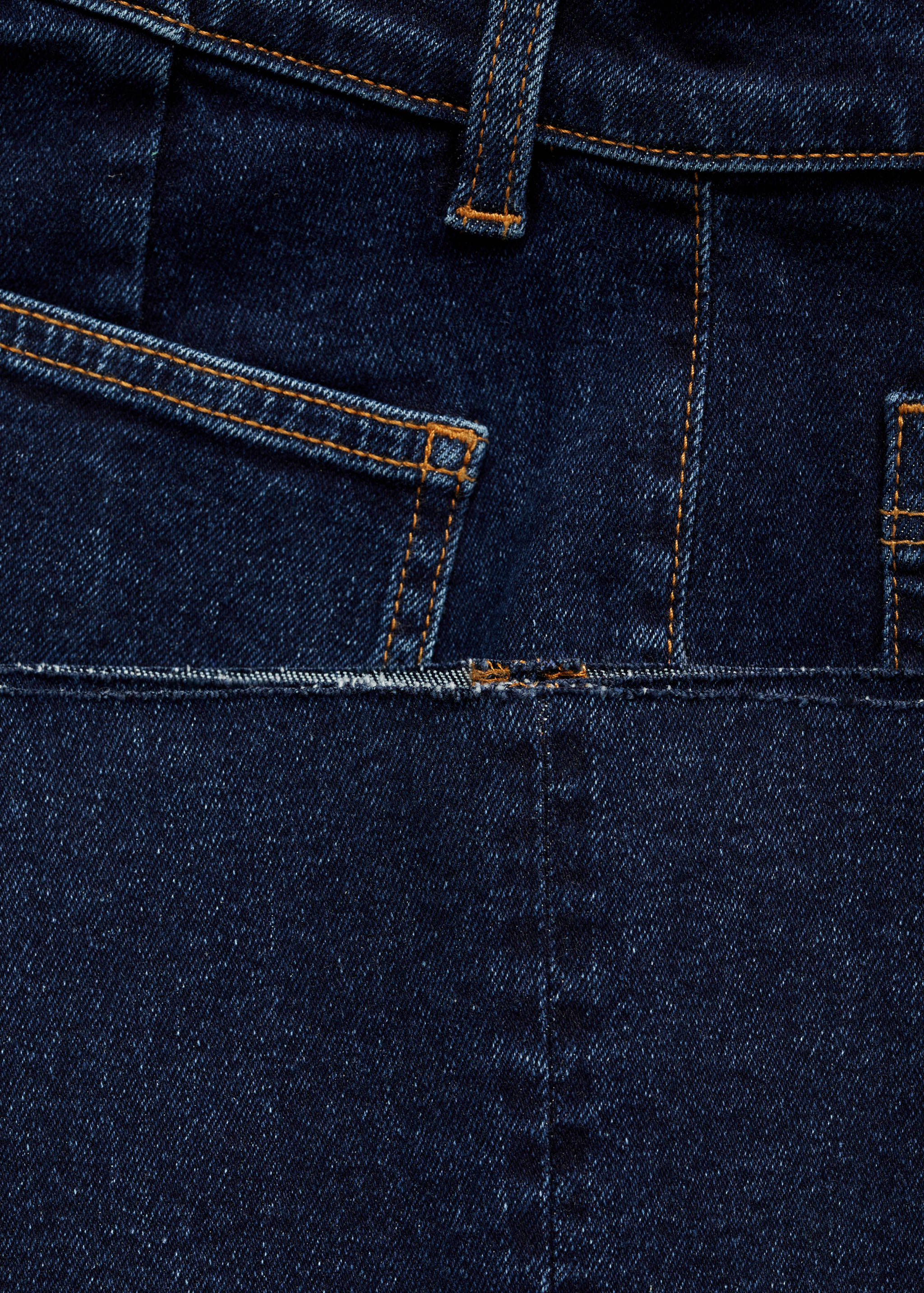 Flared cropped jeans with pockets - Details of the article 8