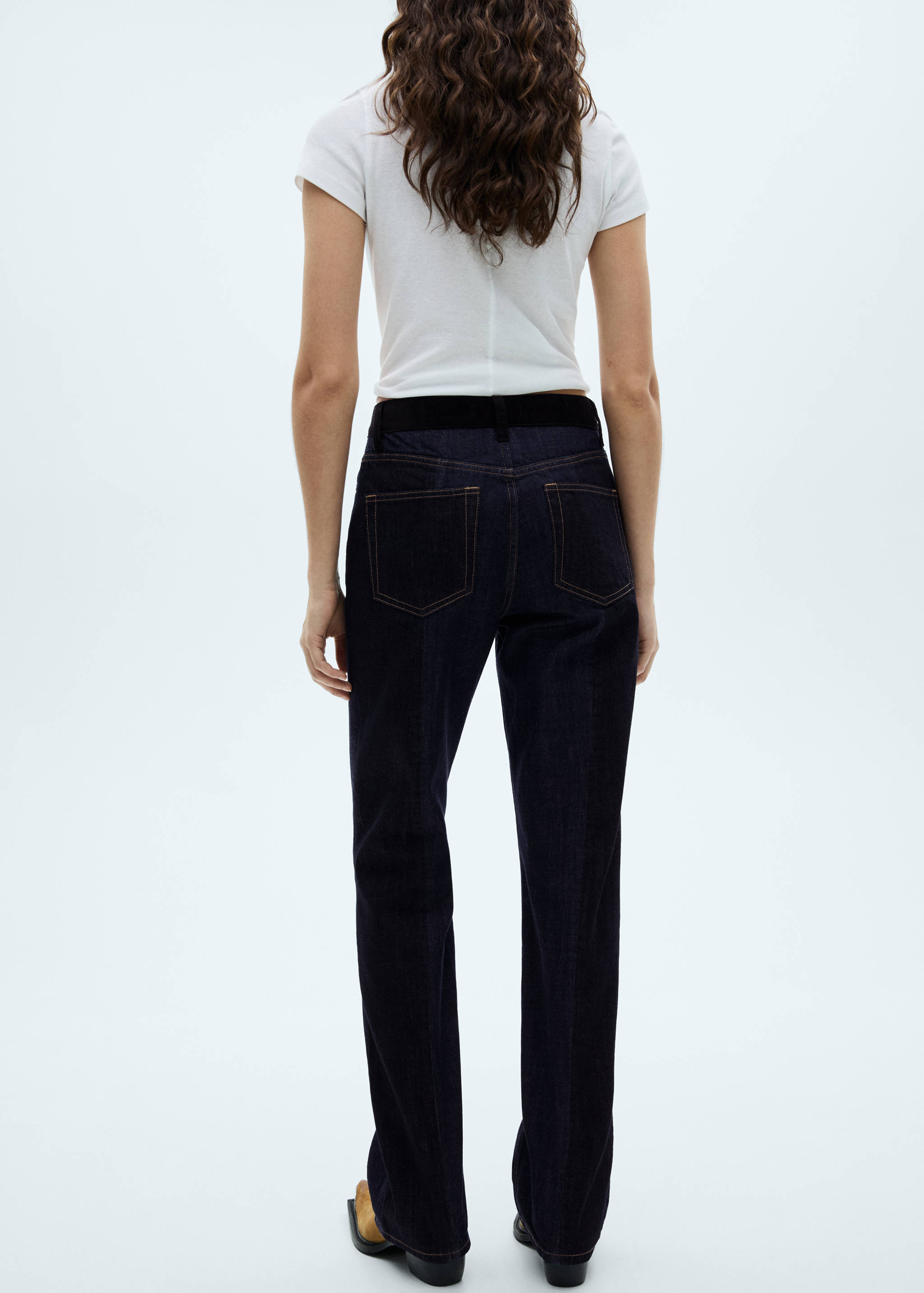 High waist straight jeans - Reverse of the article