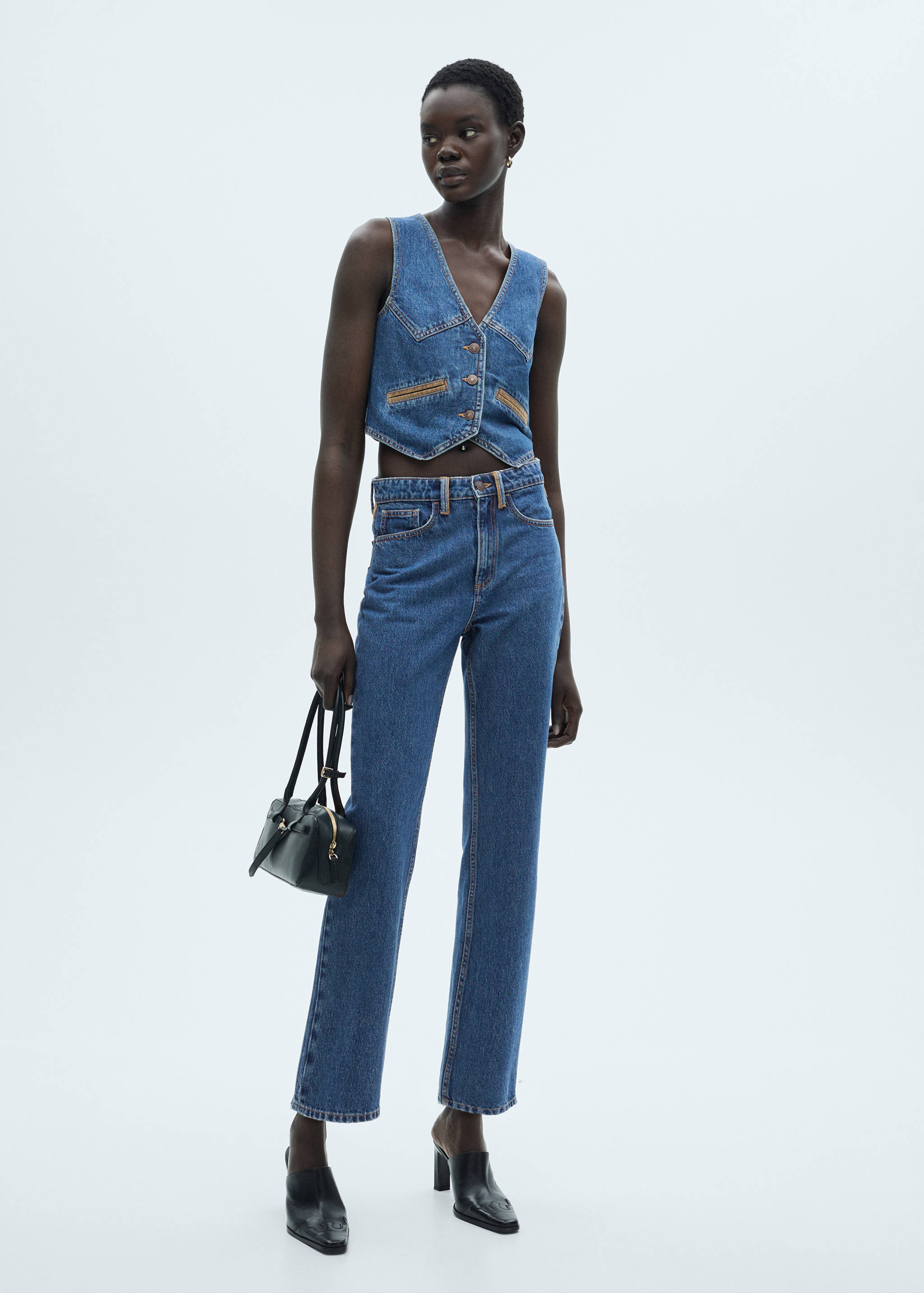 Jeans rectos detalles contraste - Plano general