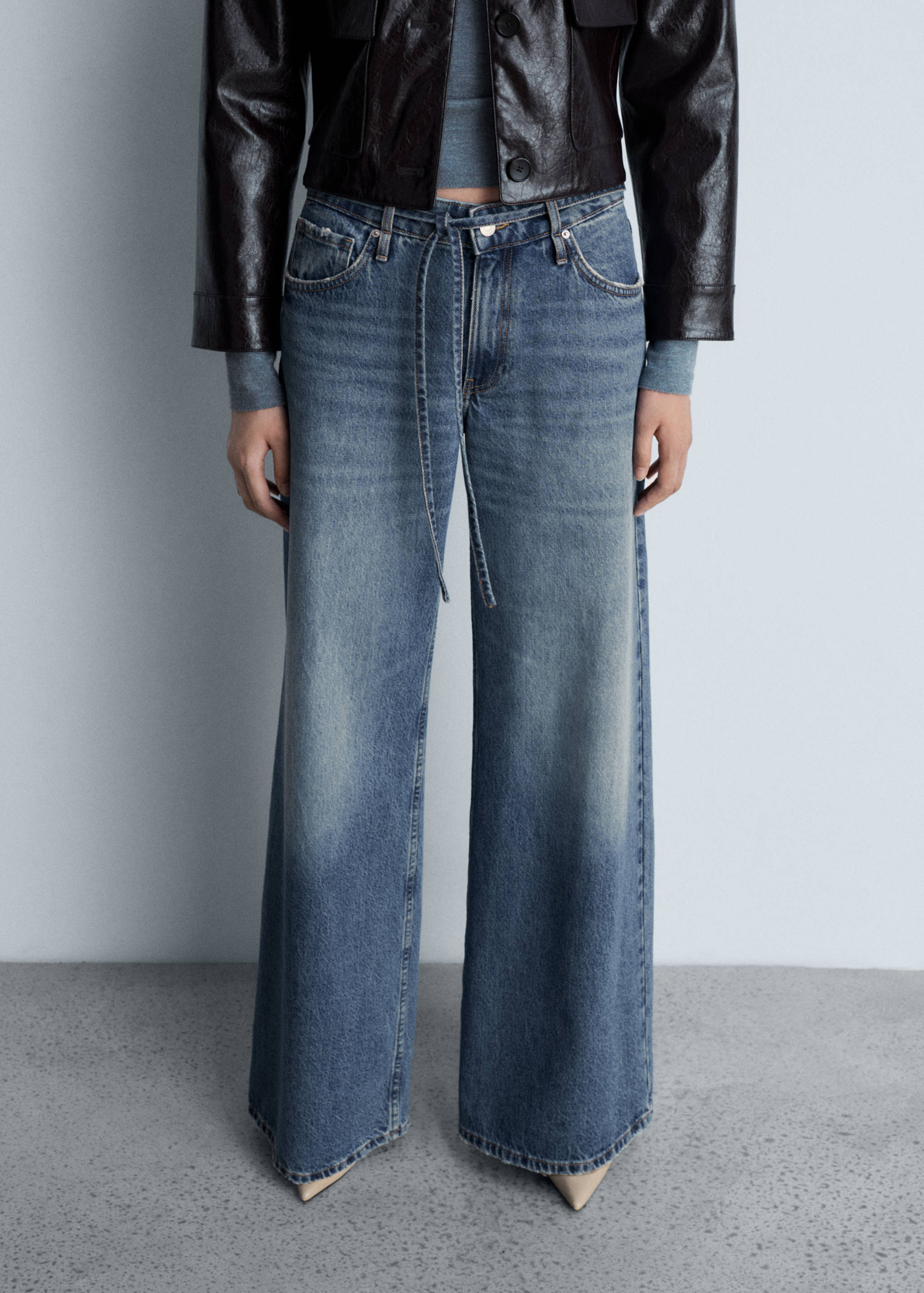 Jean large taille normale - Plan moyen