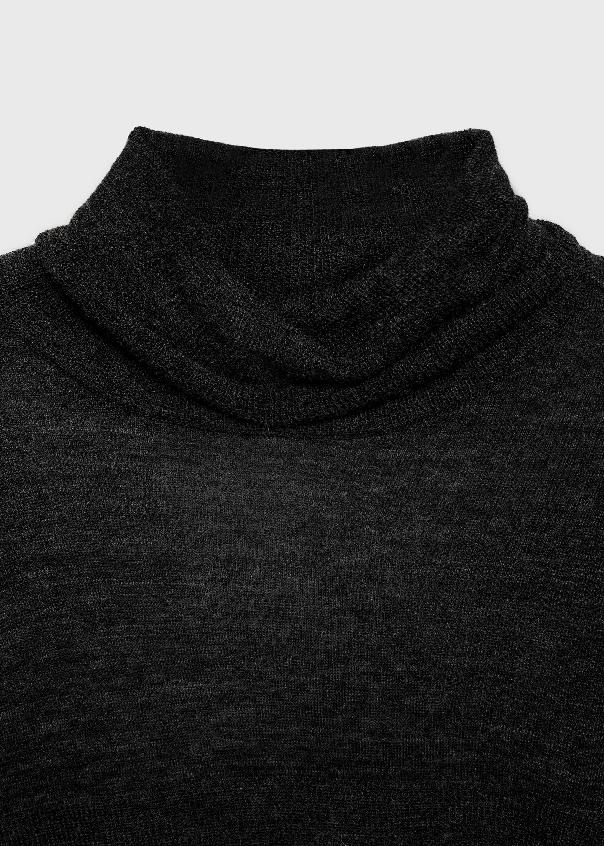 Semi-transparent turtleneck sweater - Details of the article 8