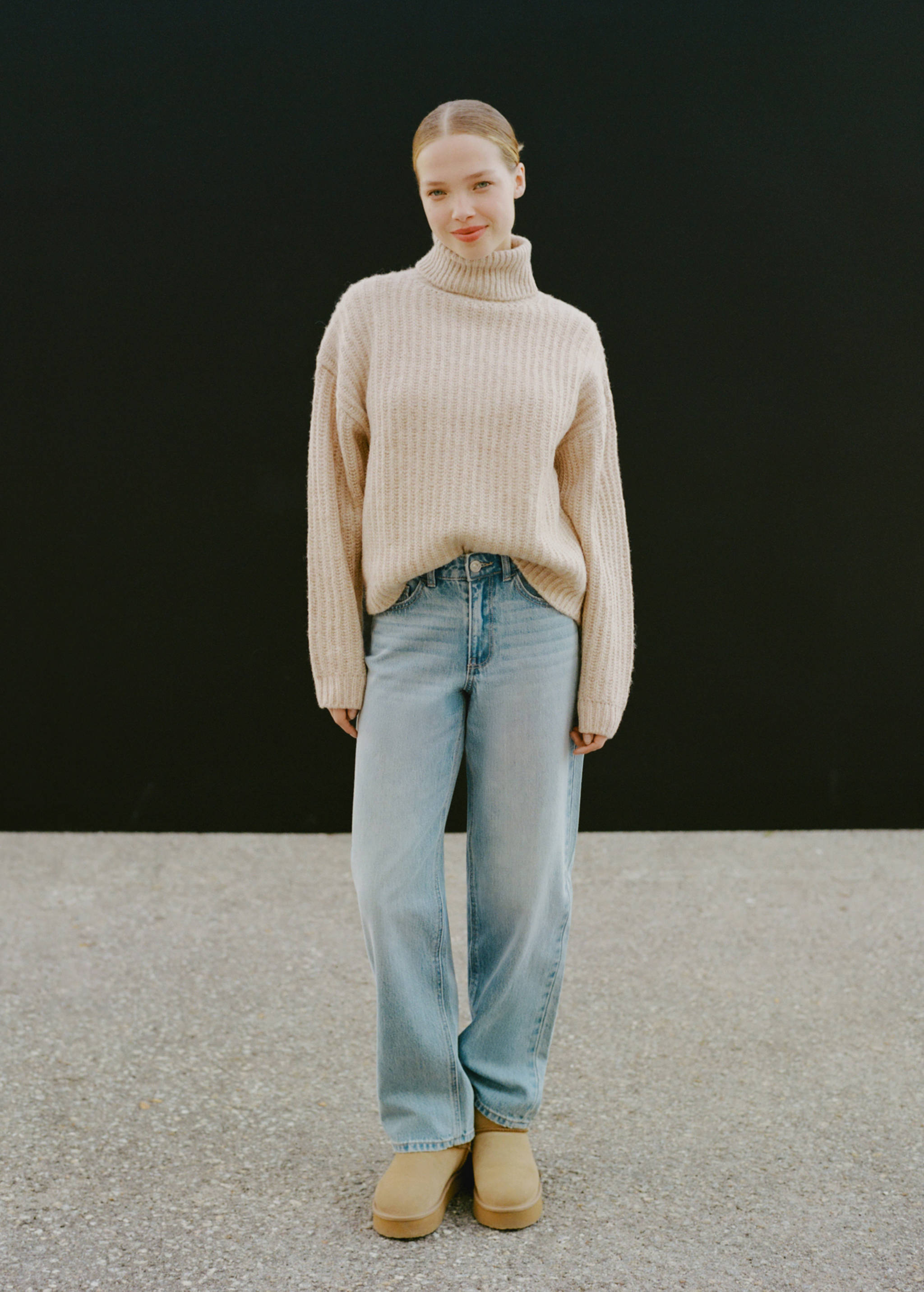 Turtleneck knit sweater - Details of the article 5