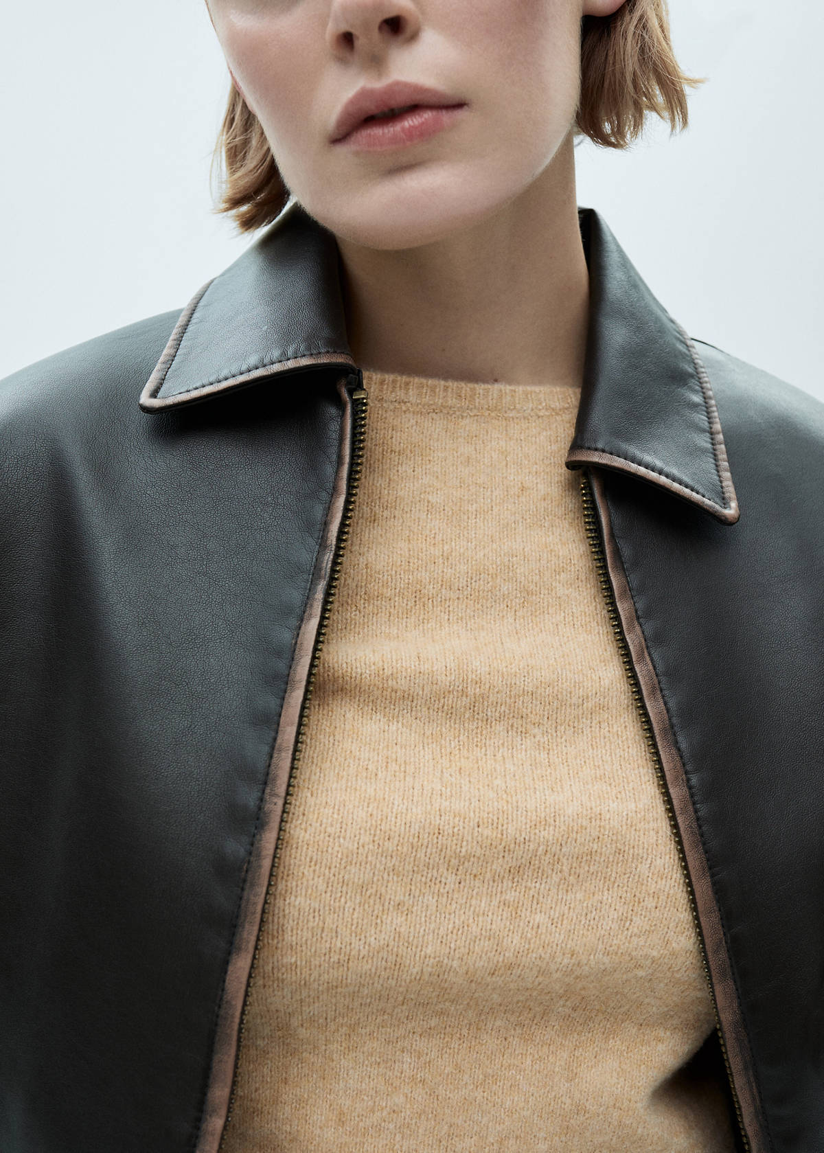 Fine-knit boat-neck sweater — Medium Brown