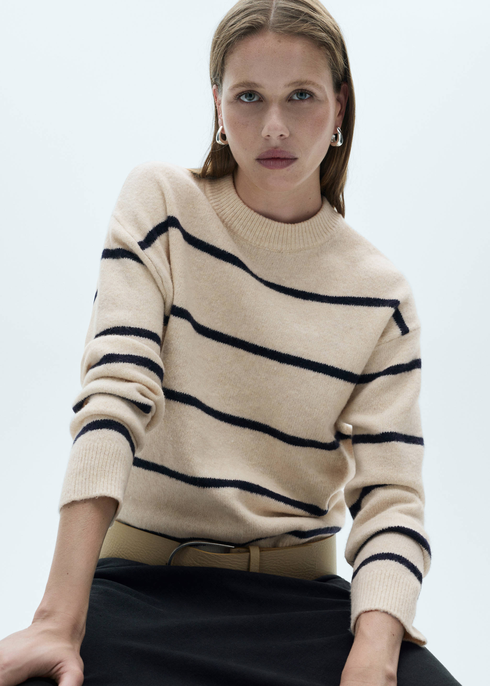 Knit striped sweater - Medium plane