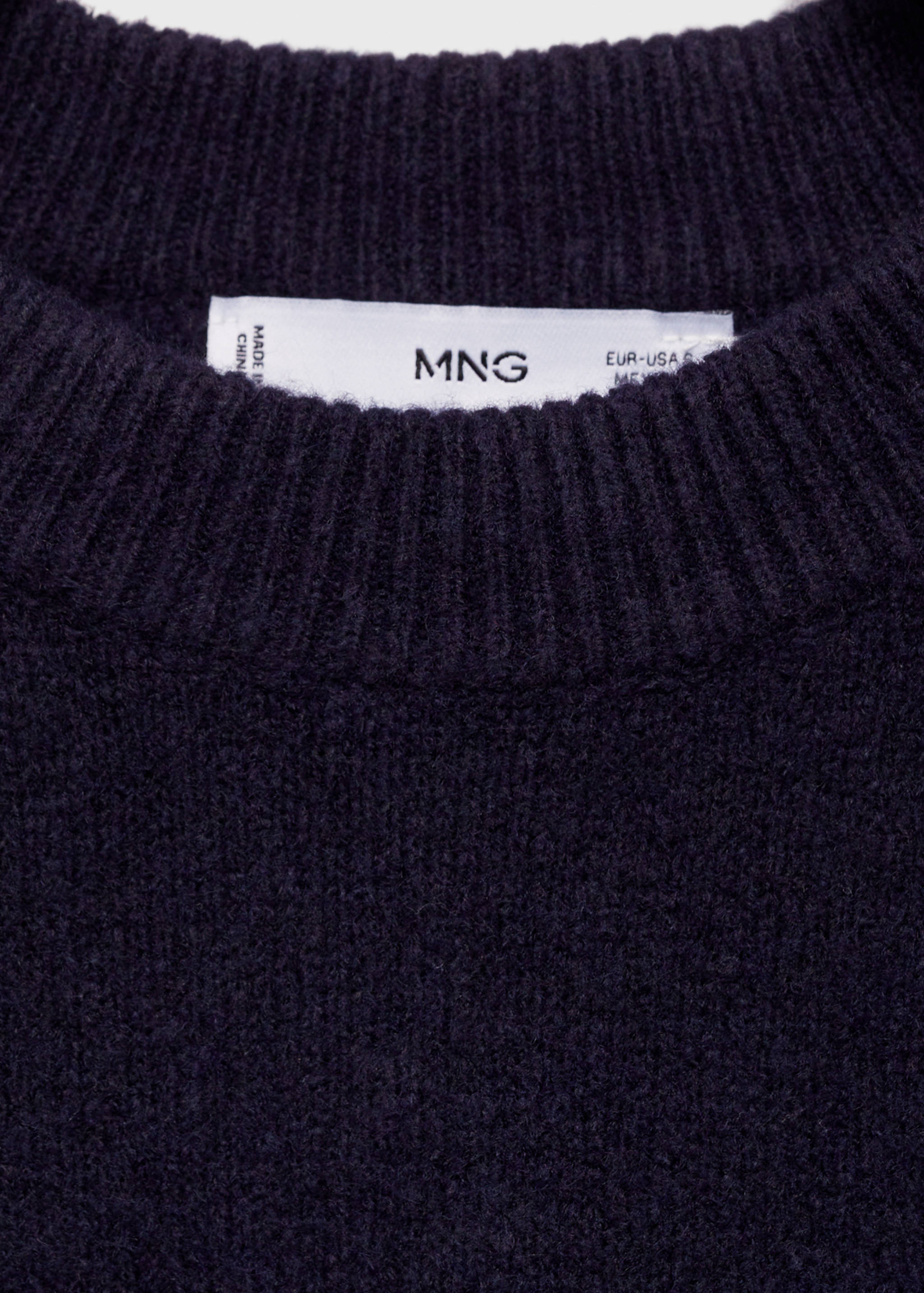 Round-neck knitted sweater - Details of the article 8