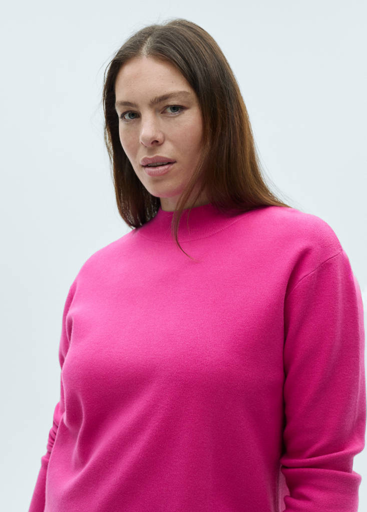 Knitted sweater with perkins neck — Fuchsia