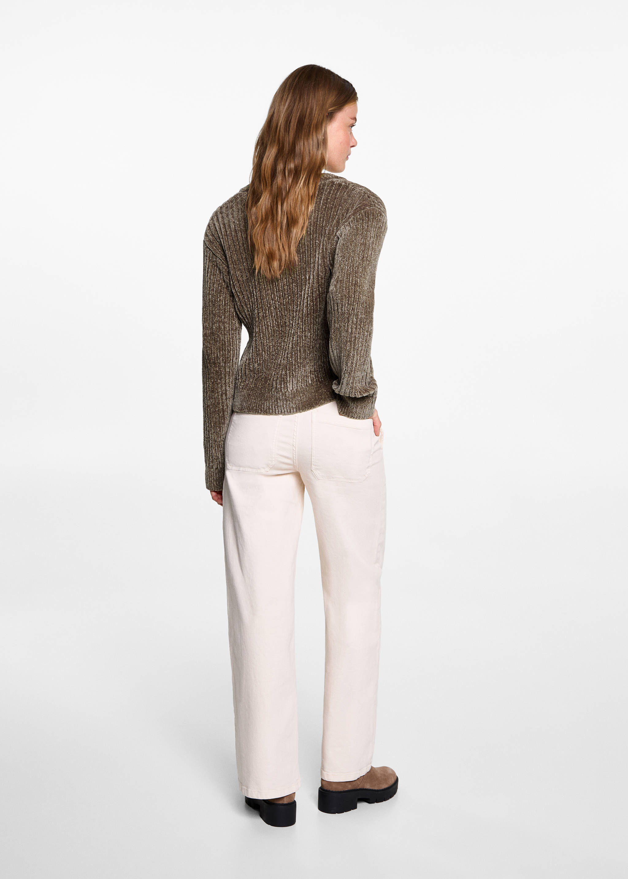 V-neck sweater - Reverse of the article