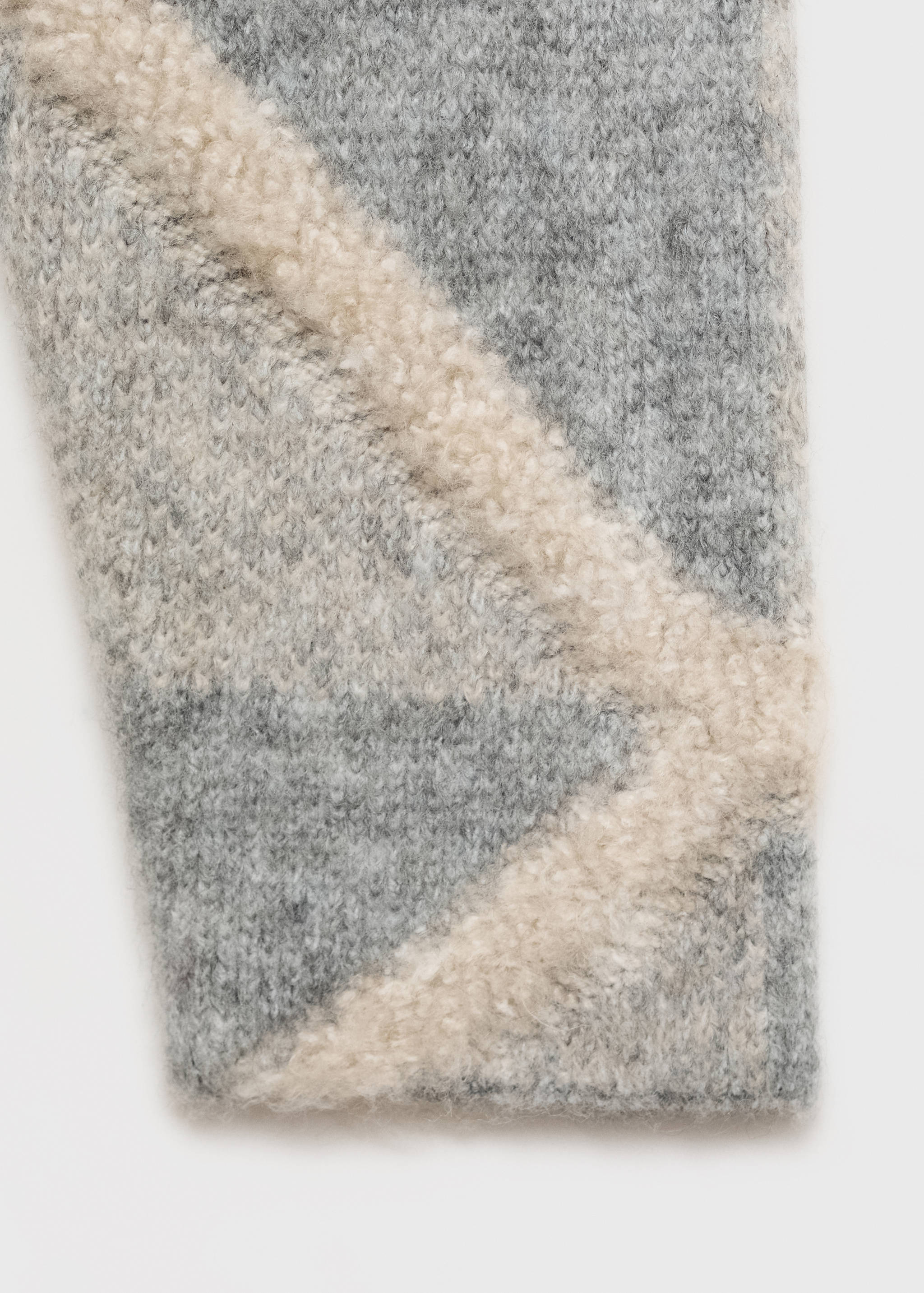 Turtleneck rhombus sweater - Details of the article 0