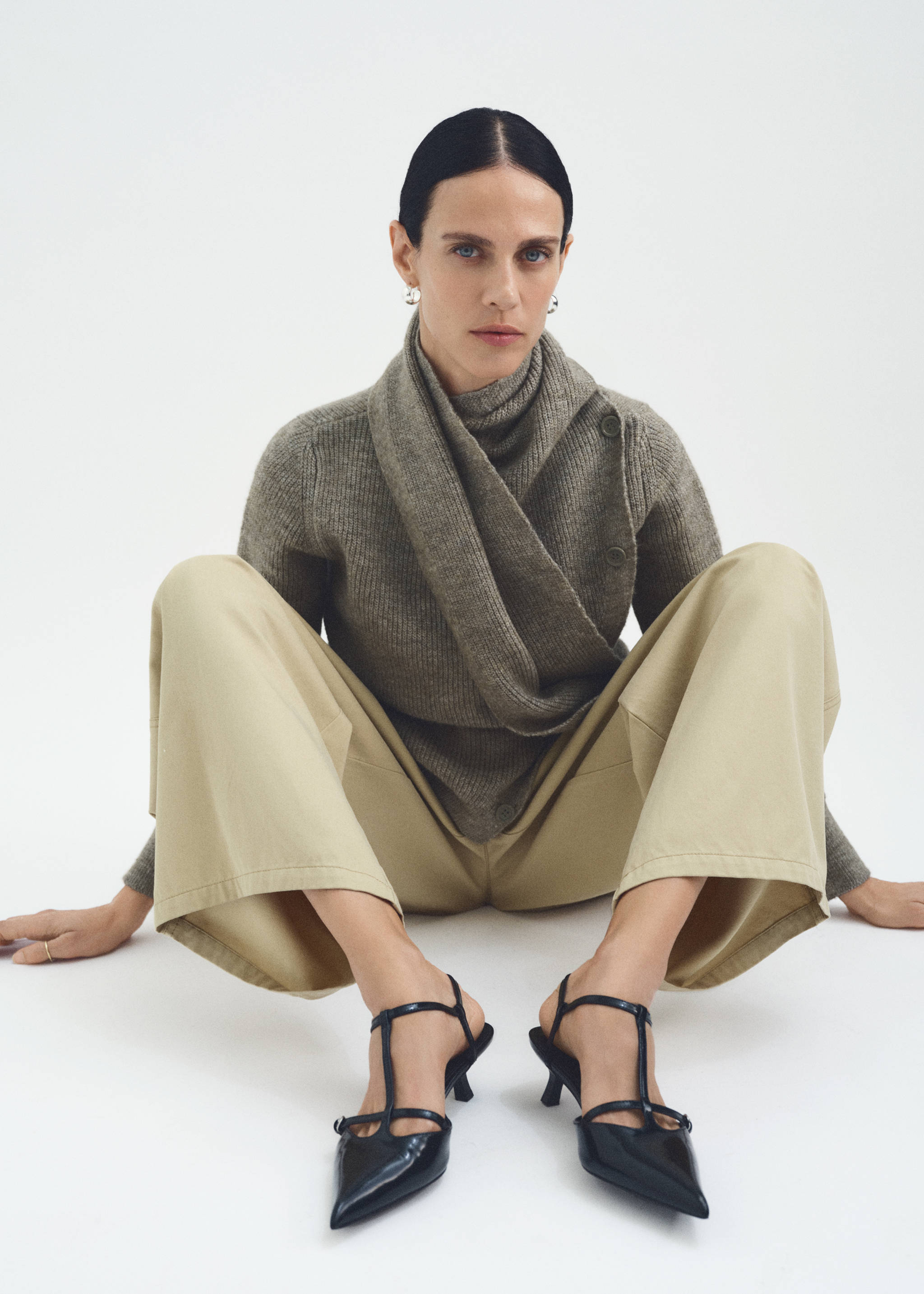 Πουλόβερ γιακάς κασκόλ κουμπιά - Λεπτομέρεια του προϊόντος 6