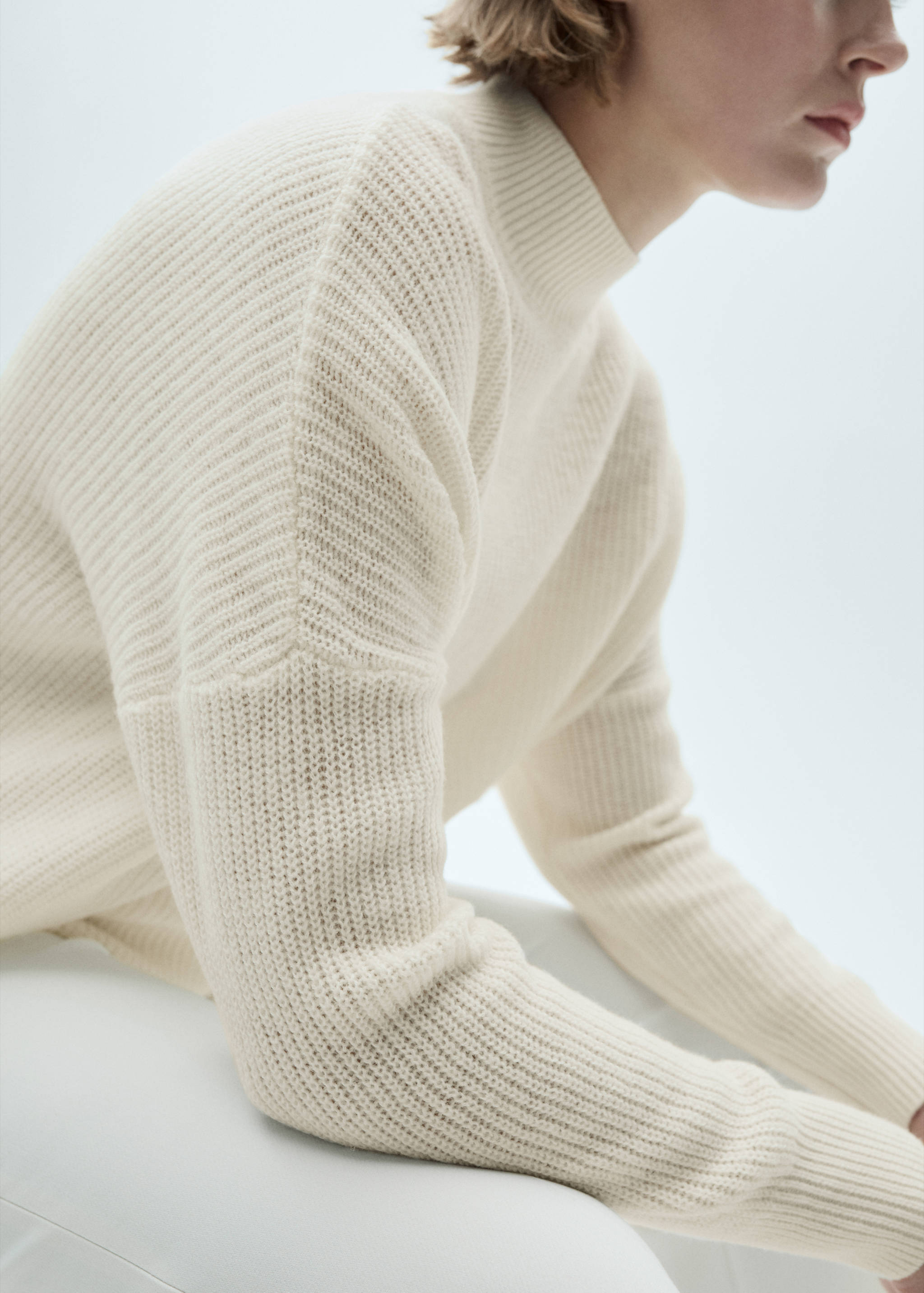 Pull-over en laine oversize - Plan moyen