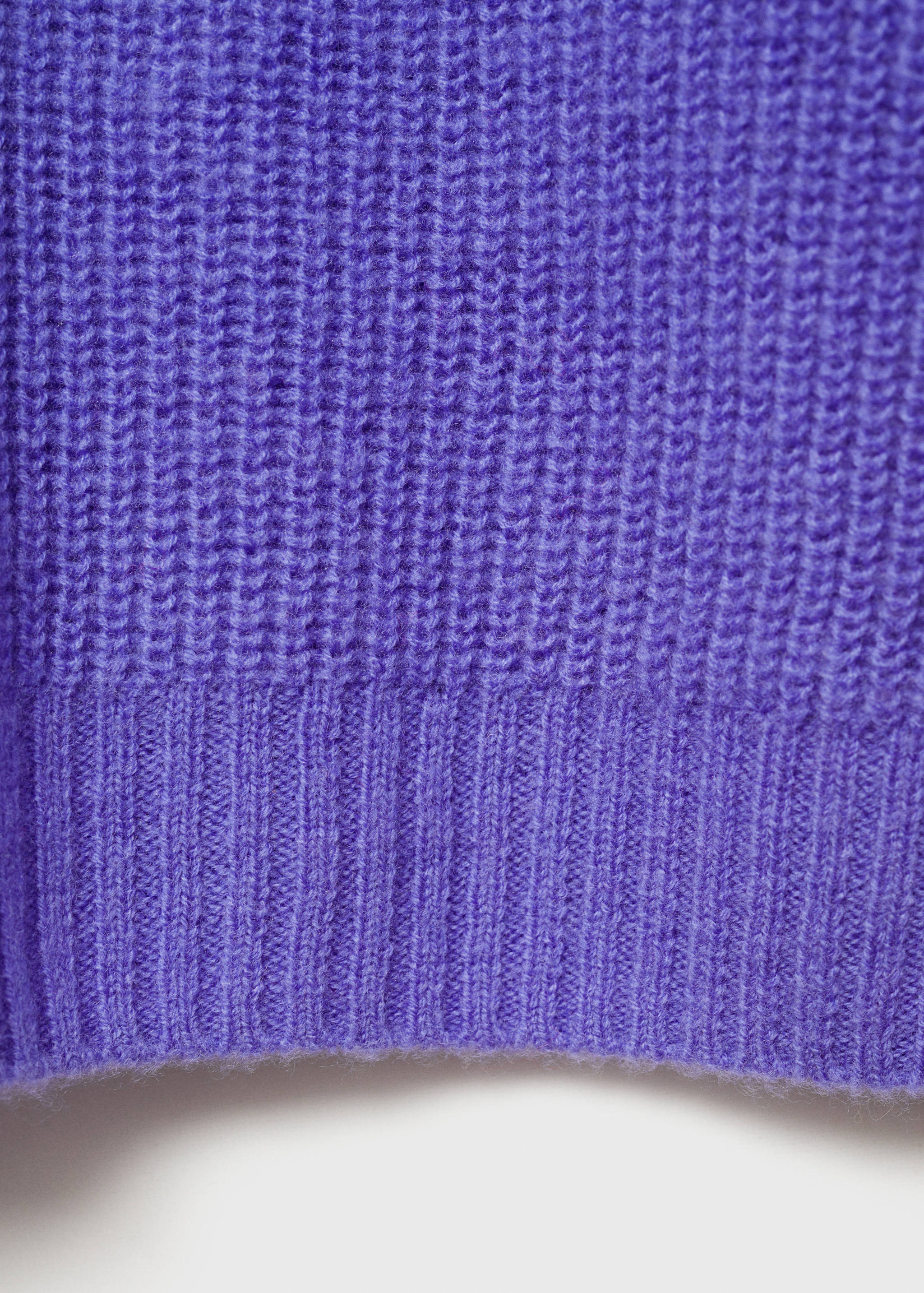 Short-sleeved wool sweater - Details of the article 0