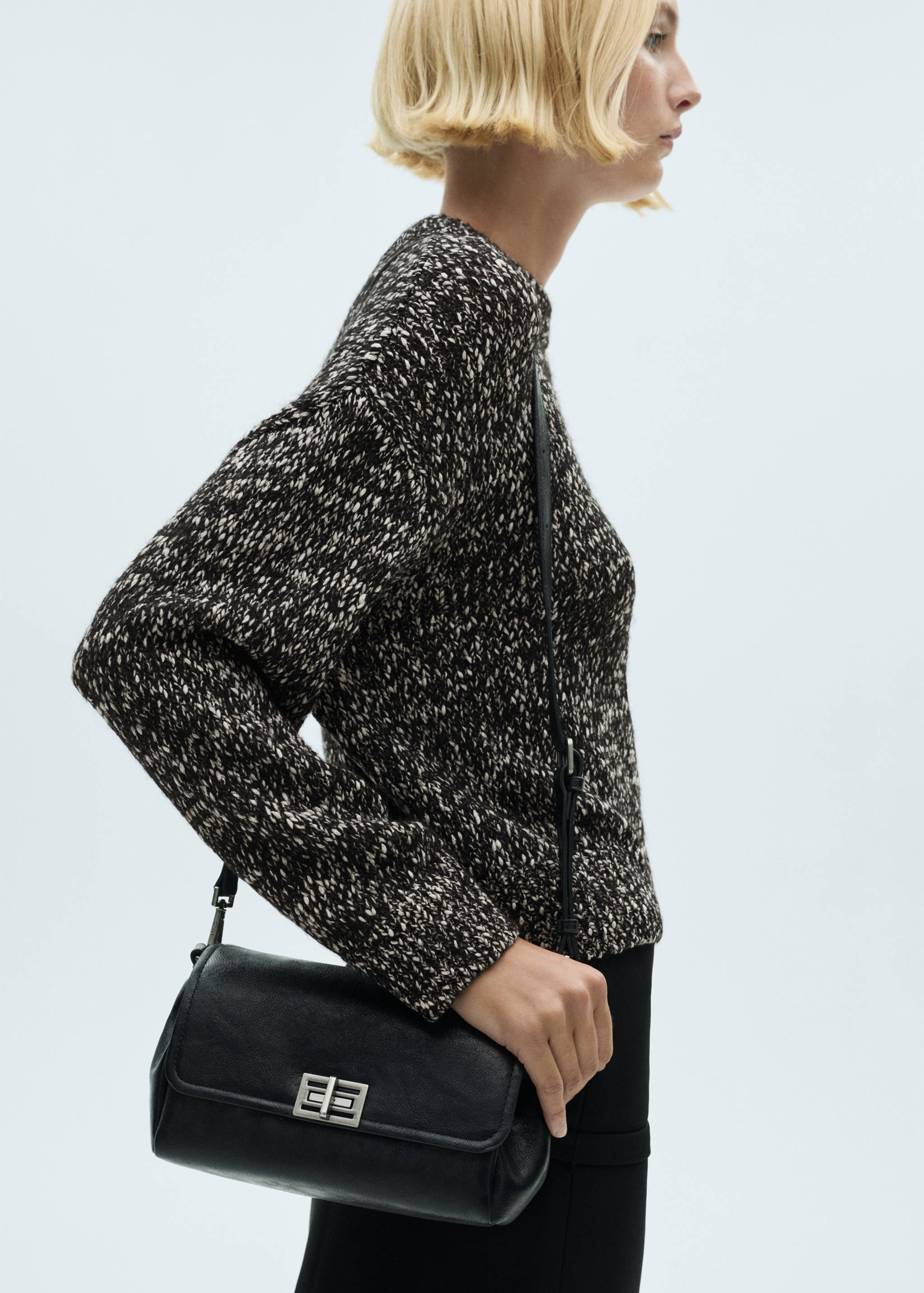 Jersey jaspeado cuello redondo - Plano medio