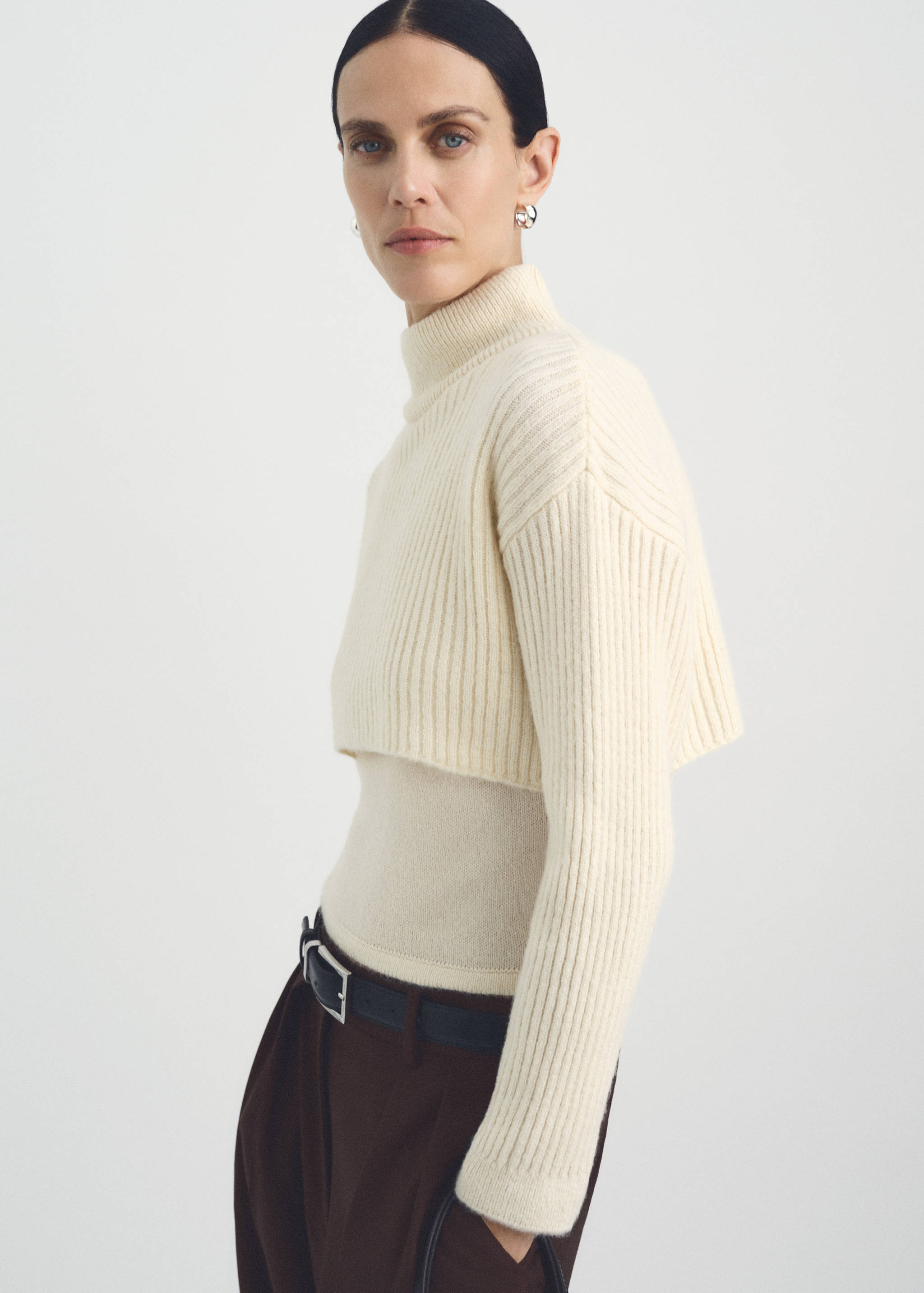 Combined high collar sweater - Details of the article 6