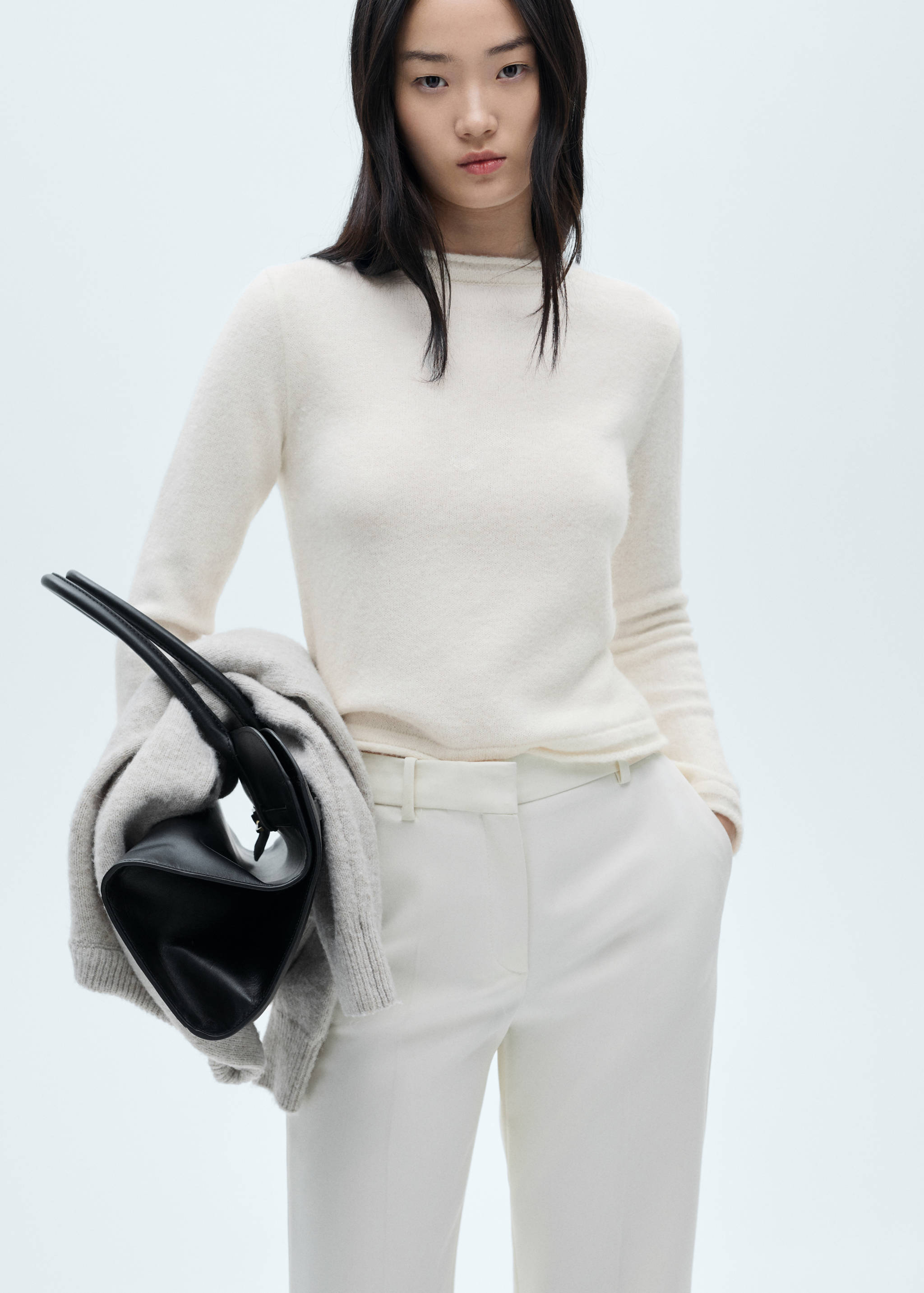 Round-neck sweater with buttons - Medium plane