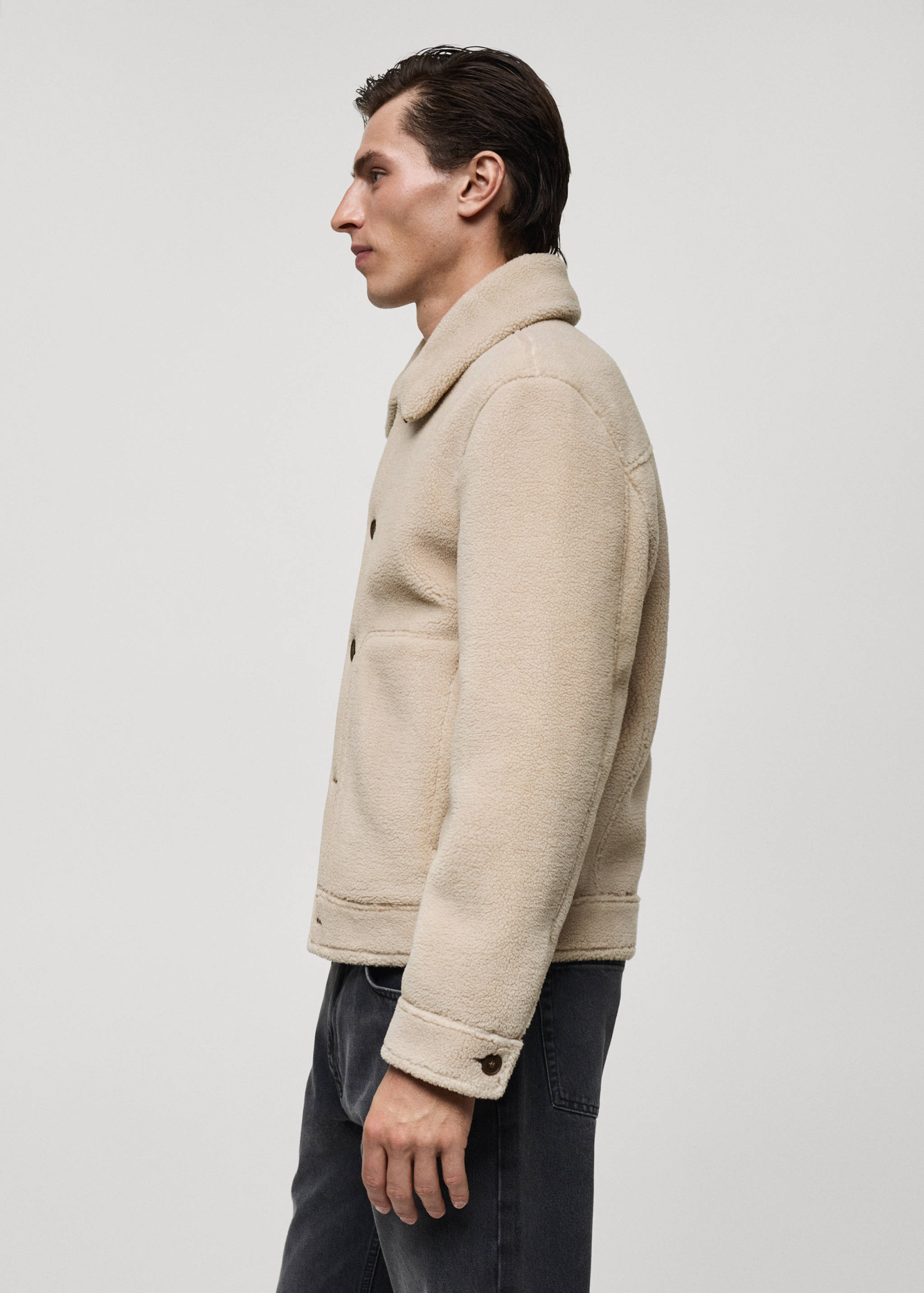 Regular fit sheepskin jacket with buttons - Details of the article 2