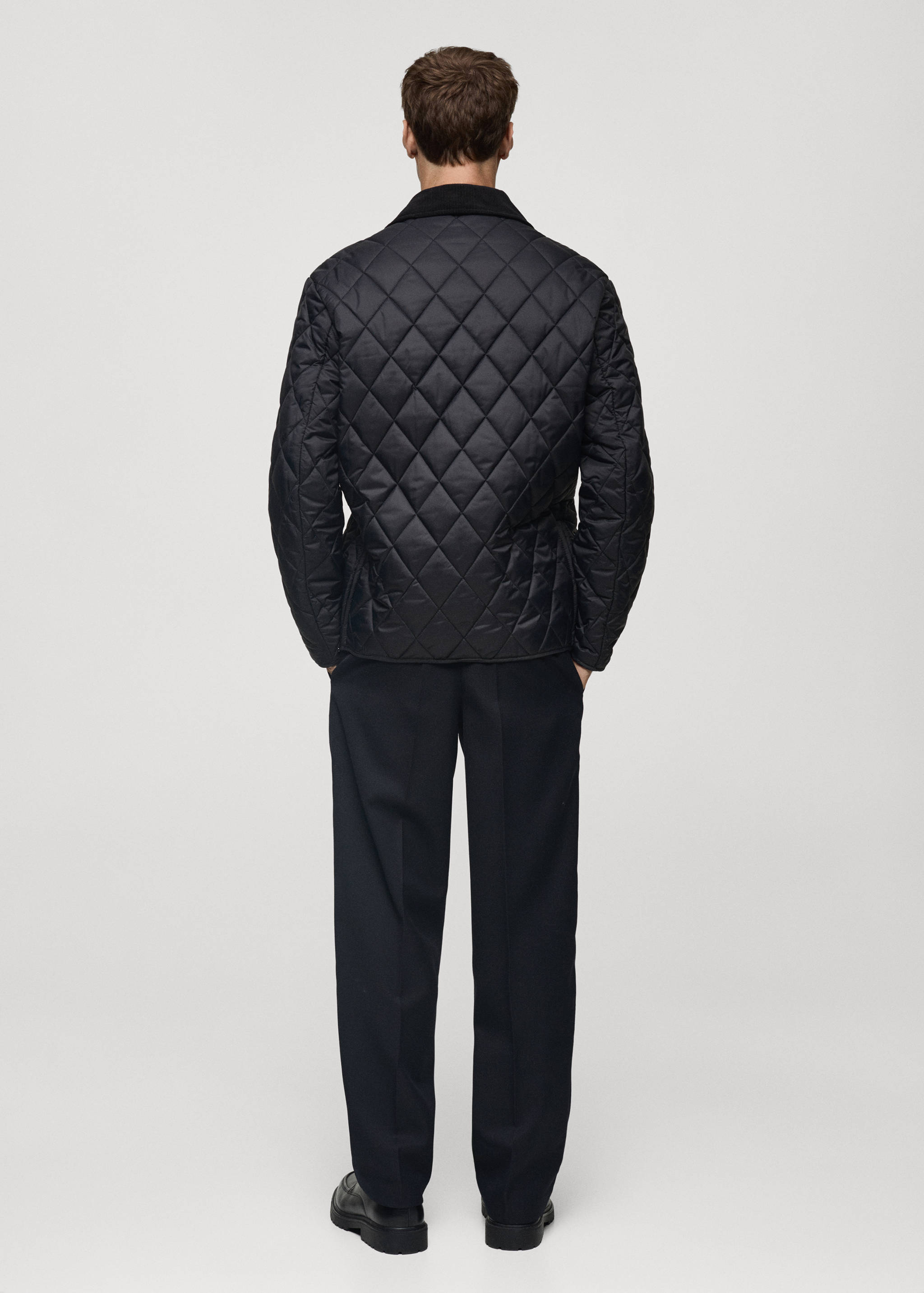 Water-repellent quilted jacket - Reverse of the article