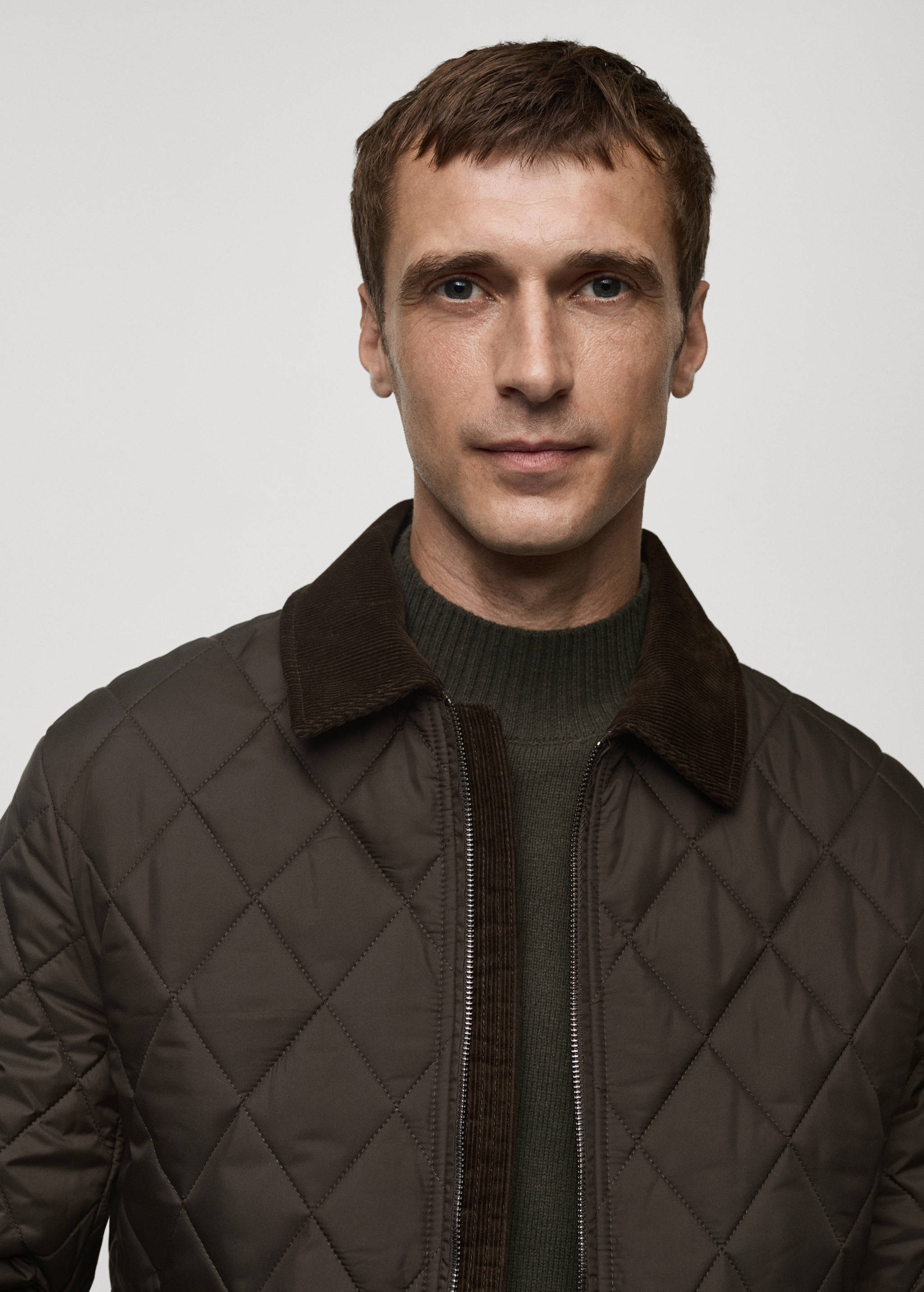 Water-repellent quilted jacket - Details of the article 1