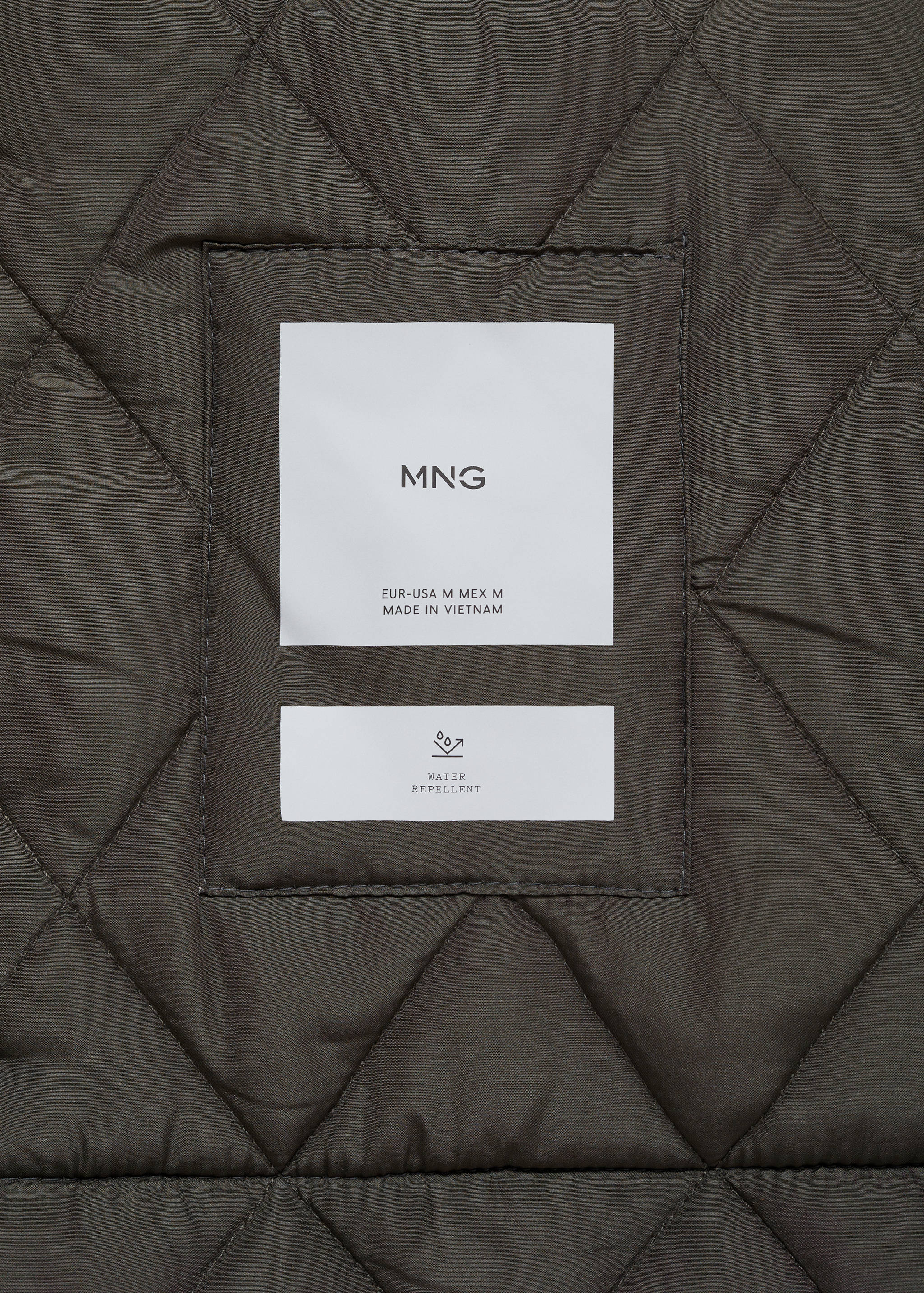 Water-repellent quilted jacket - Details of the article 0