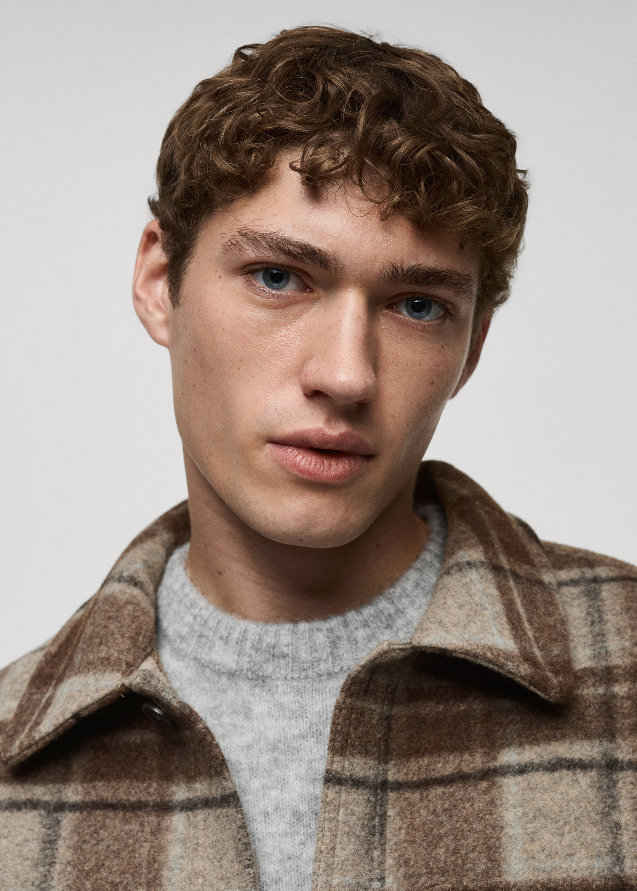 Check flannel overshirt - Details of the article 1