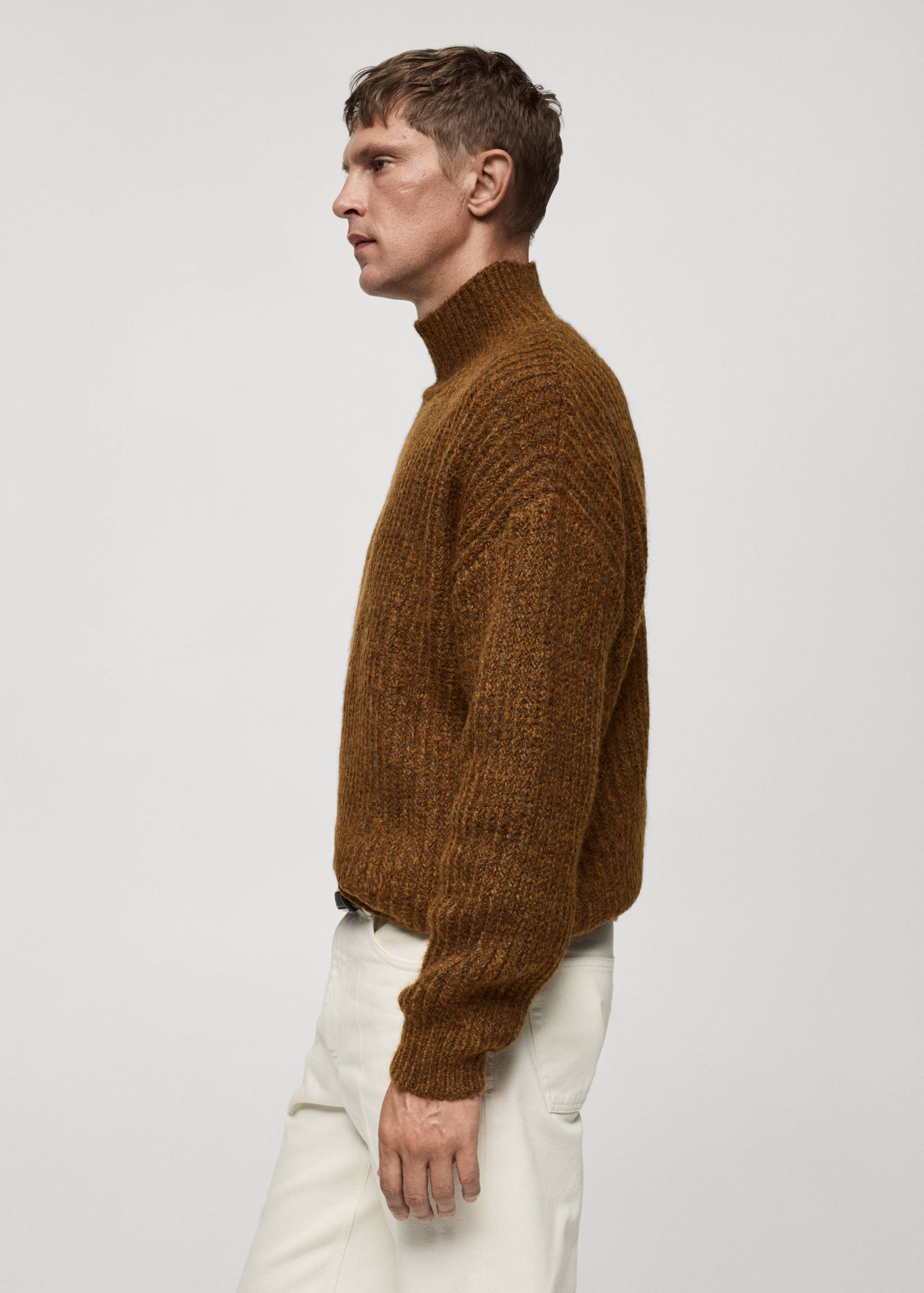 Pull-over côtelé col montant - Détail de l'article 2