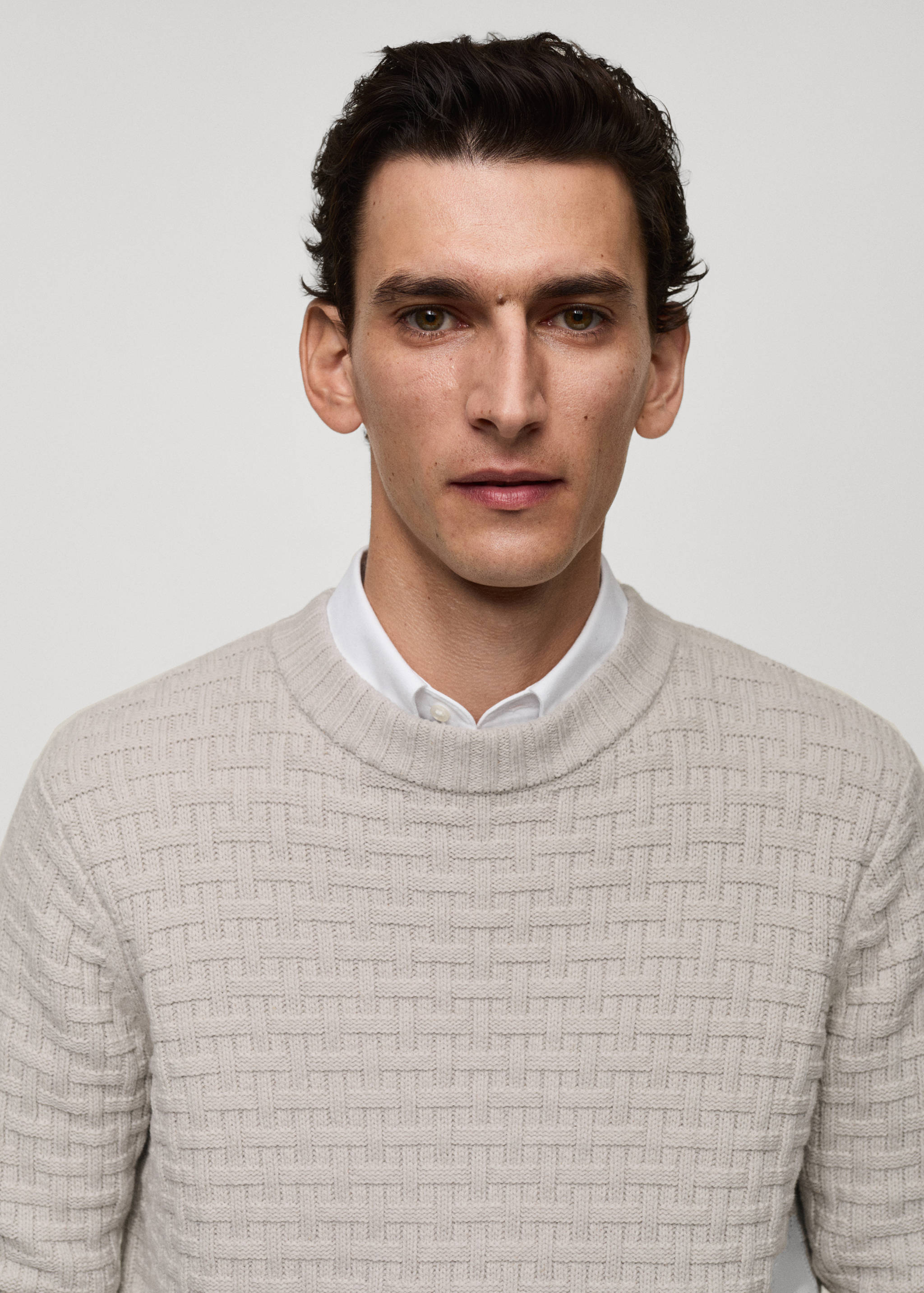 Crossed knit sweater - Details of the article 1