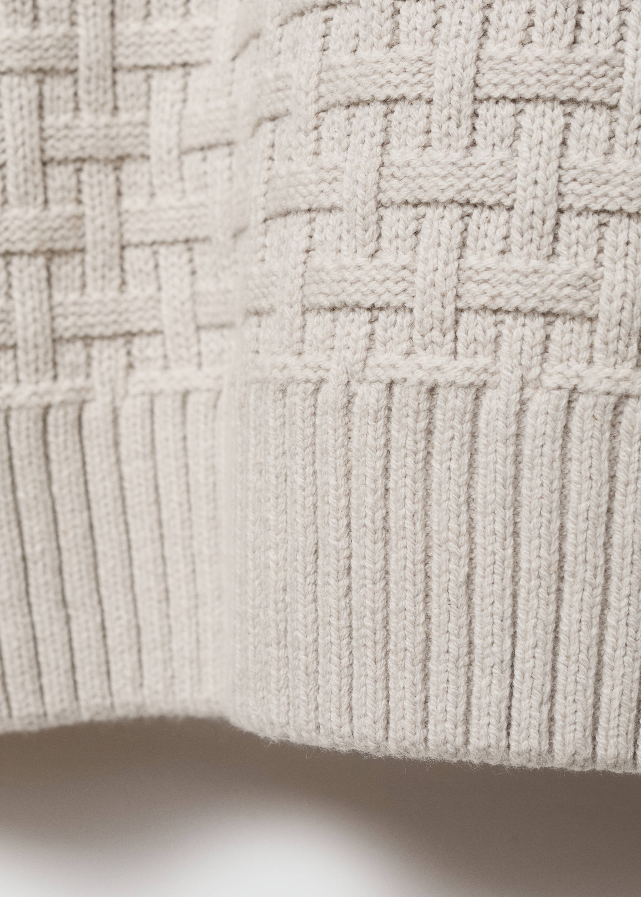 Crossed knit sweater - Details of the article 0