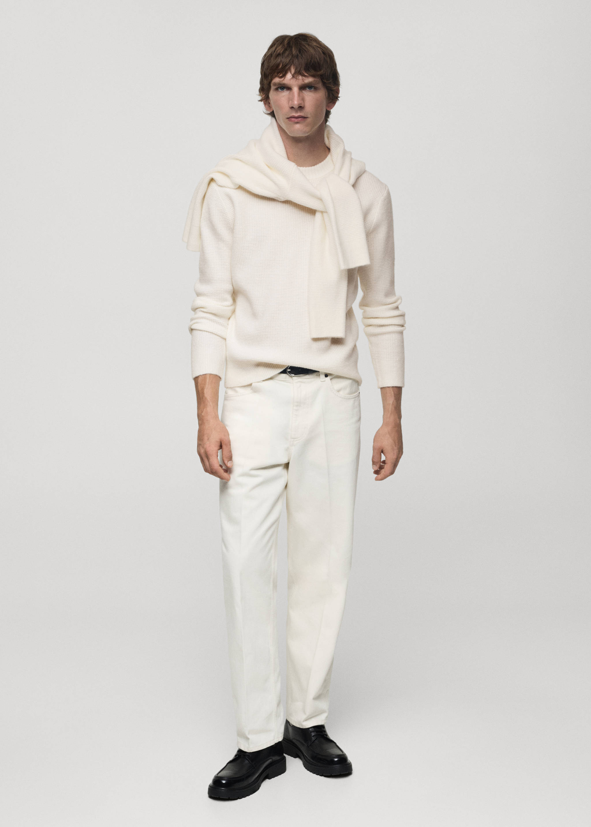 Knitted sweater with check structure - General plane