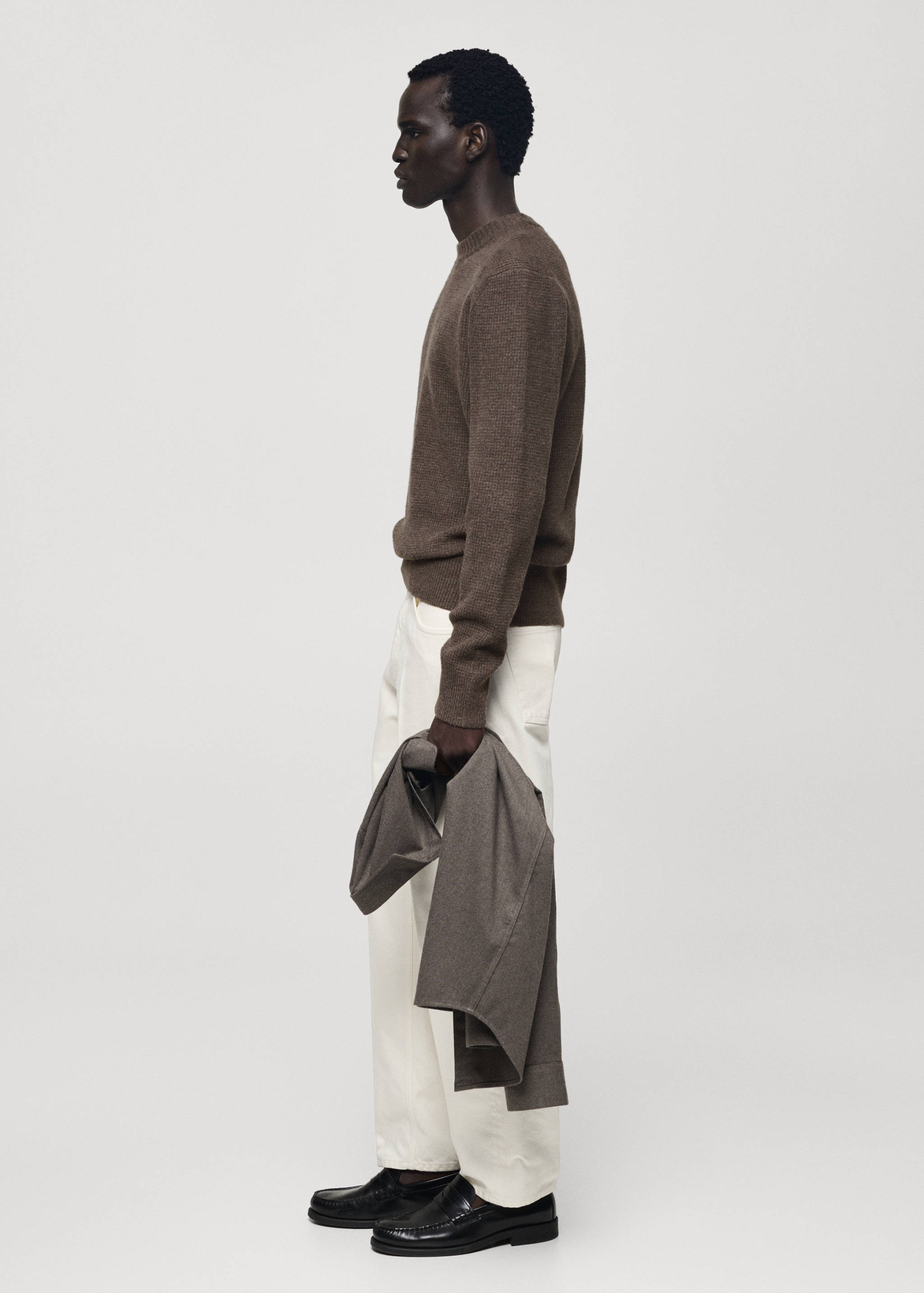 Knitted sweater with check structure - Details of the article 2